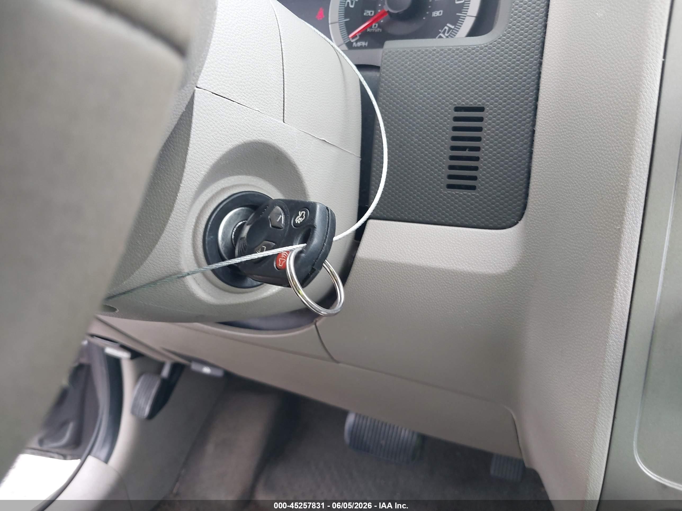 2009 Ford Escape Xlt Gray vin: 1FMCU037X9KD01804