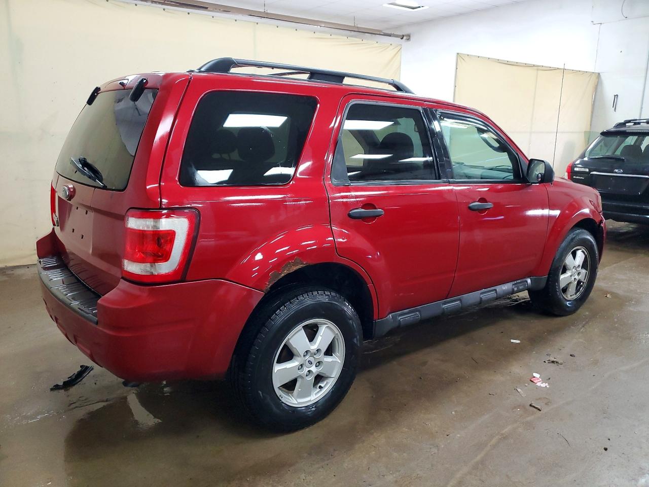 2009 Ford Escape Xlt Red vin: 1FMCU03G09KA12320