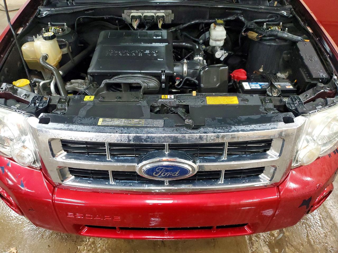 2009 Ford Escape Xlt Red vin: 1FMCU03G09KA12320