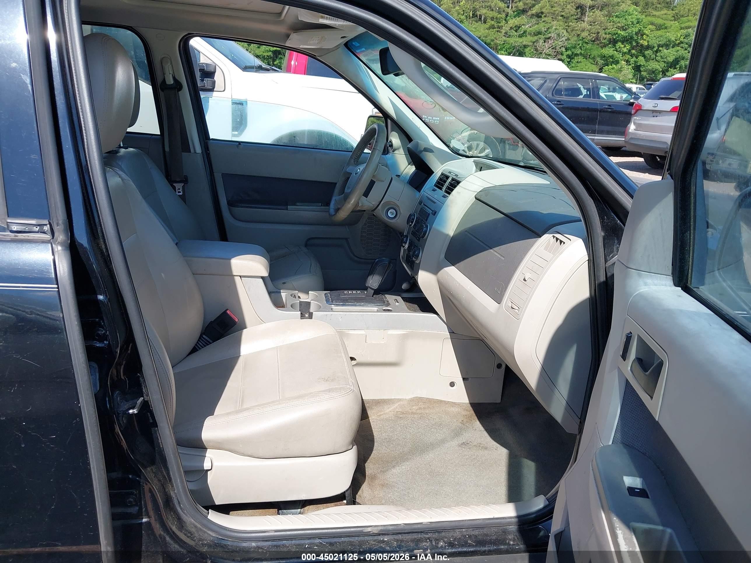 2009 Ford Escape Xlt Black vin: 1FMCU03G19KA50493