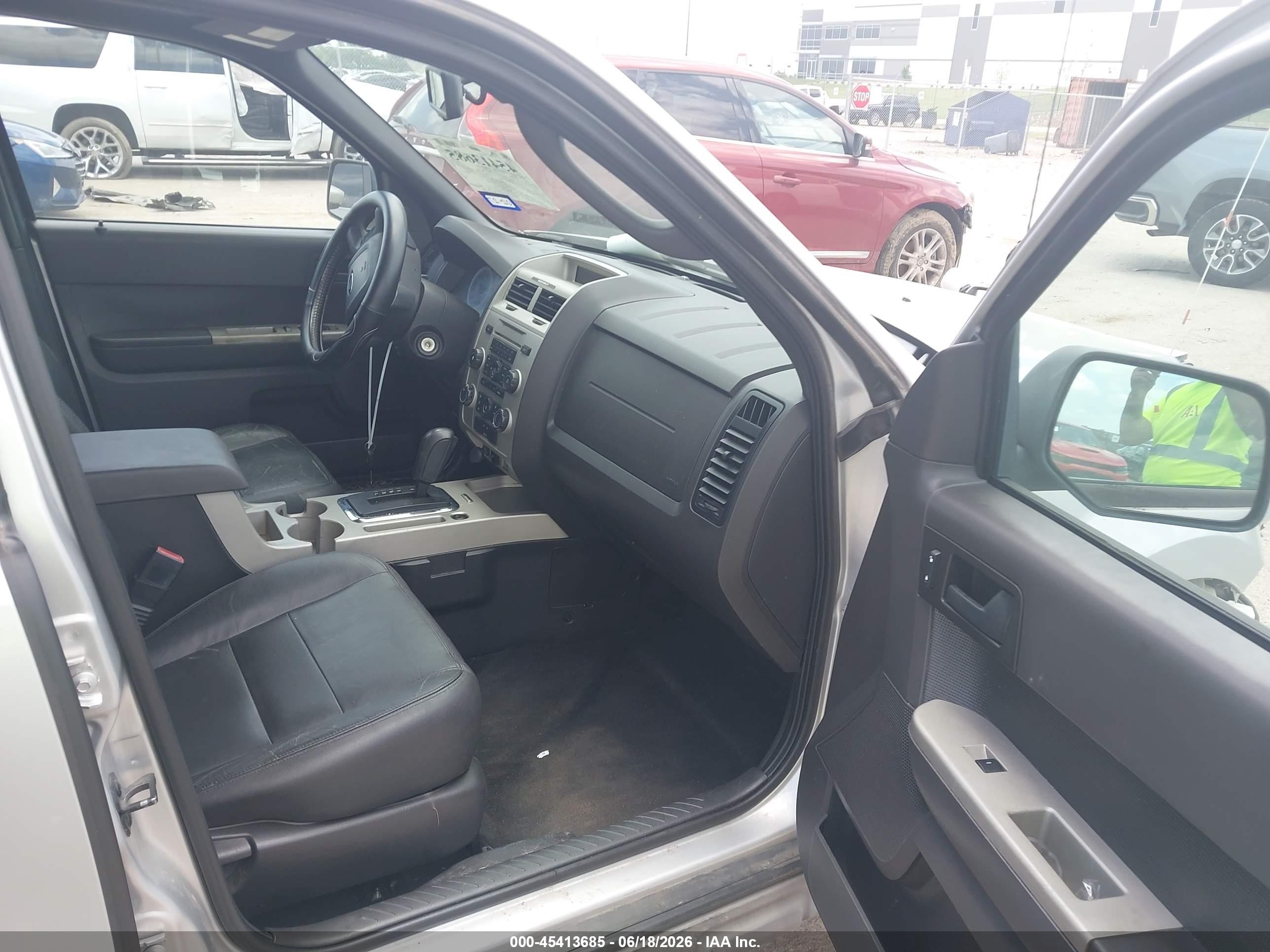 2009 Ford Escape Xlt Silver vin: 1FMCU03G19KA64958