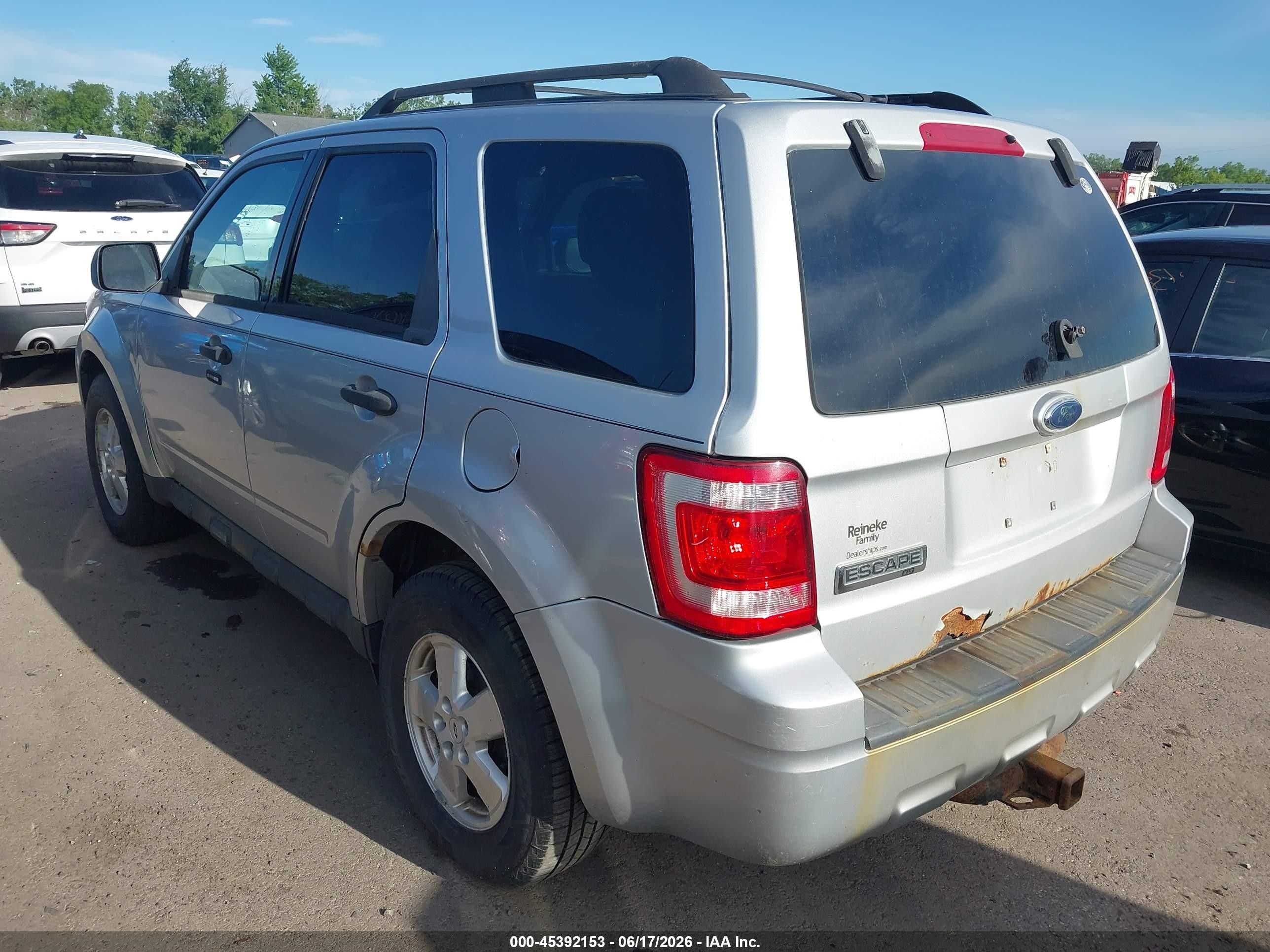 2009 Ford Escape Xlt Silver vin: 1FMCU03G19KA65849