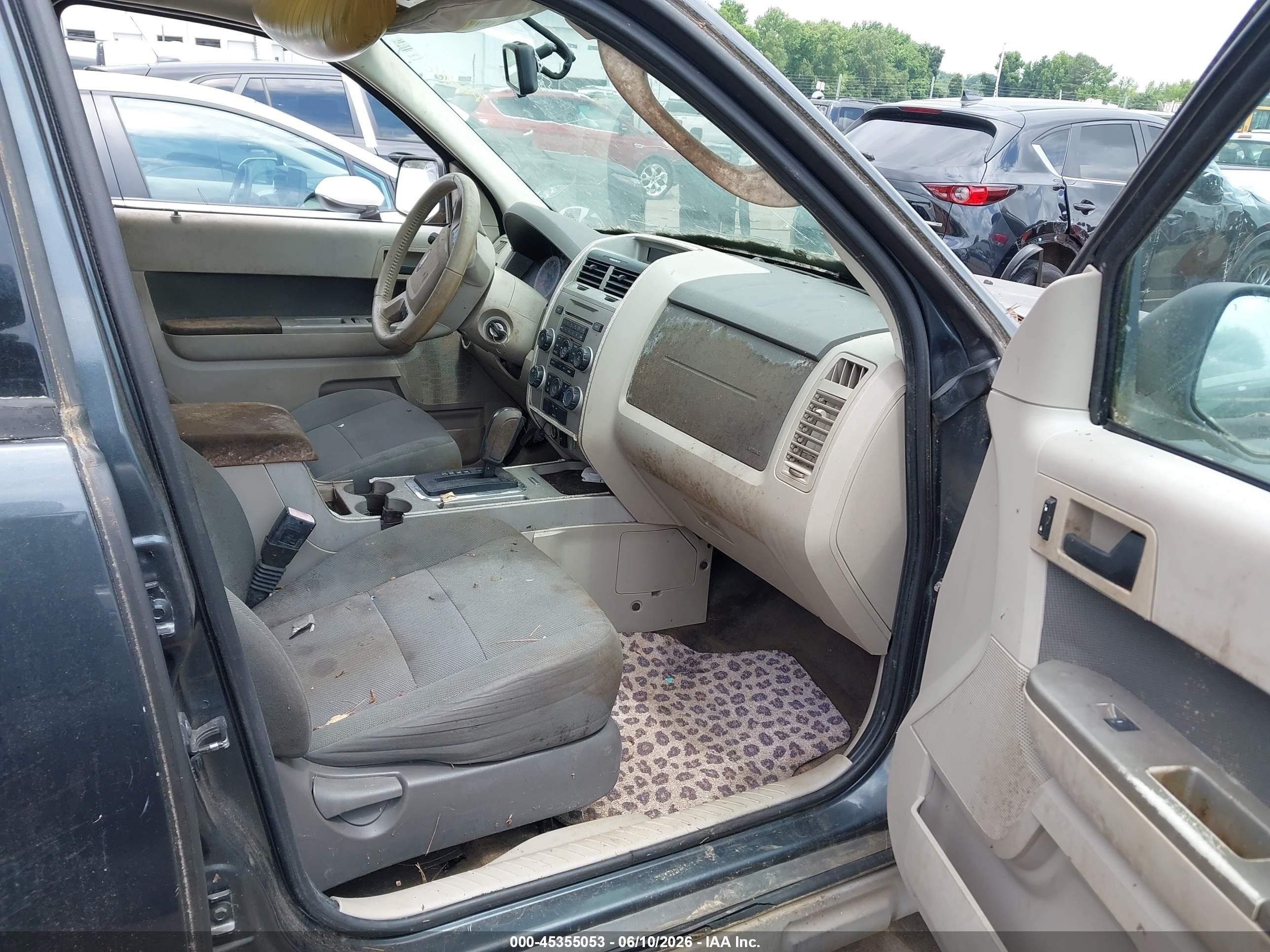 2009 Ford Escape Xlt Gray vin: 1FMCU03G19KB86557