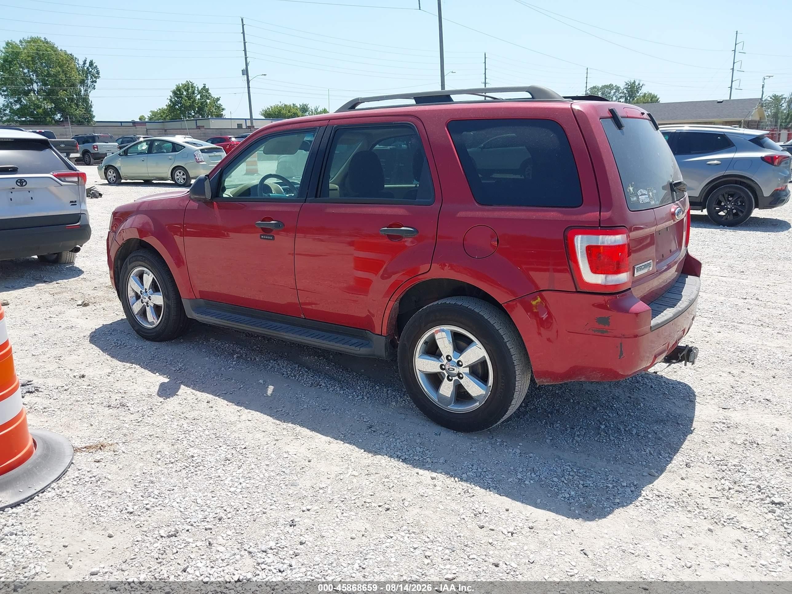 2009 Ford Escape Xlt Red vin: 1FMCU03G19KC34090