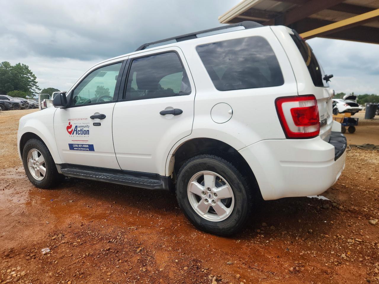 2009 Ford Escape Xlt White vin: 1FMCU03G39KA25269