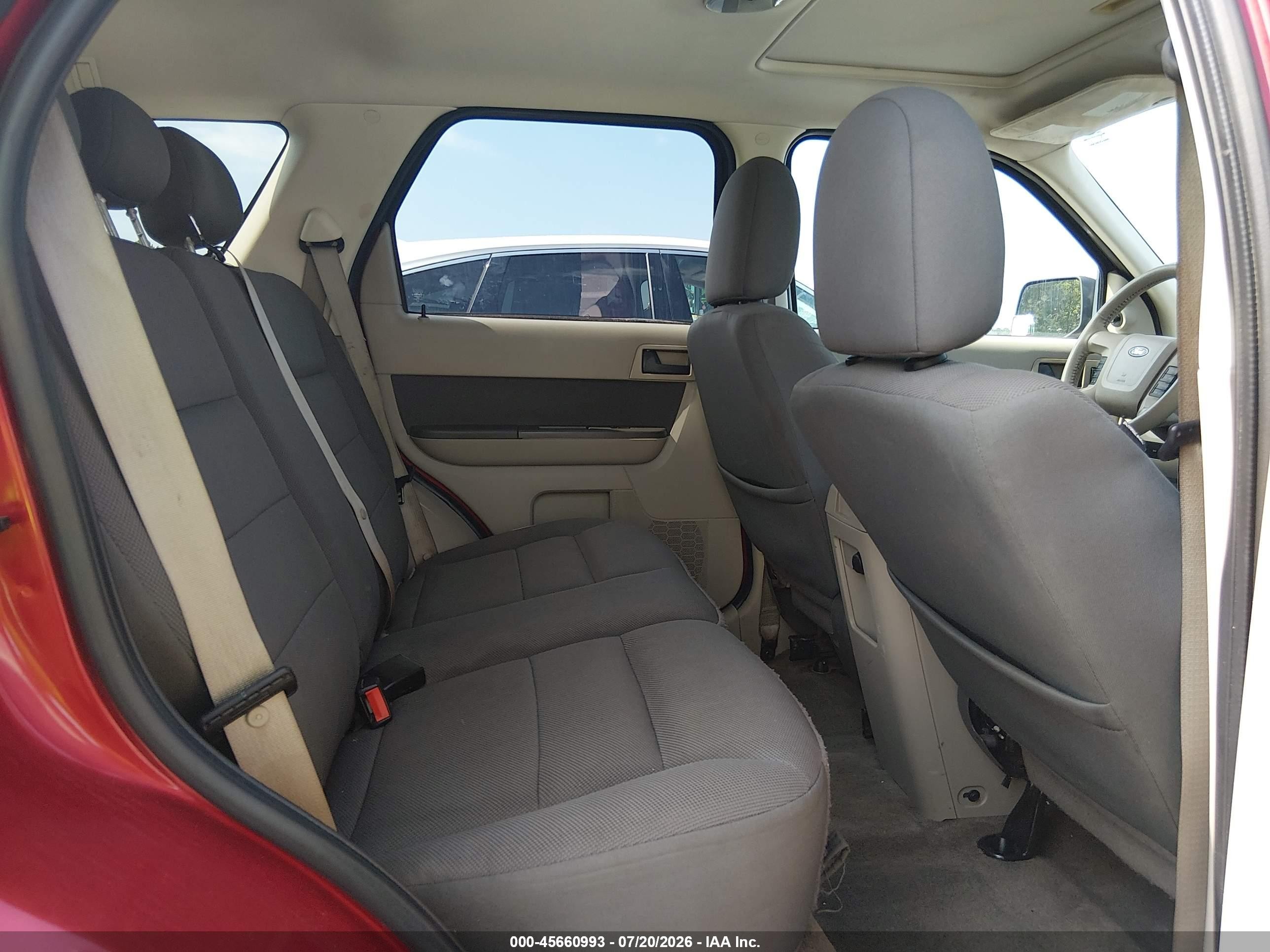 2009 Ford Escape Xlt Red vin: 1FMCU03G39KA52214