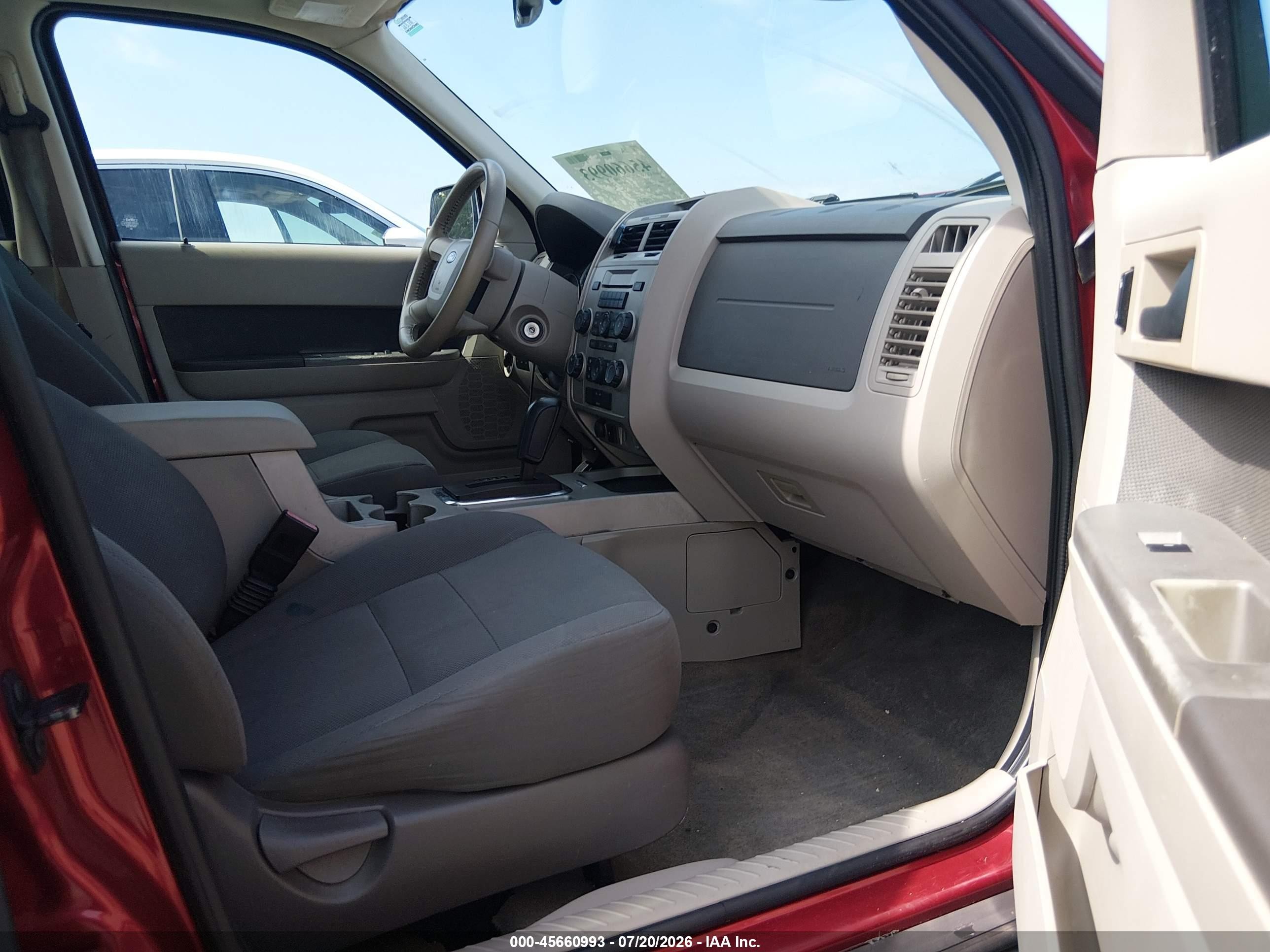 2009 Ford Escape Xlt Red vin: 1FMCU03G39KA52214