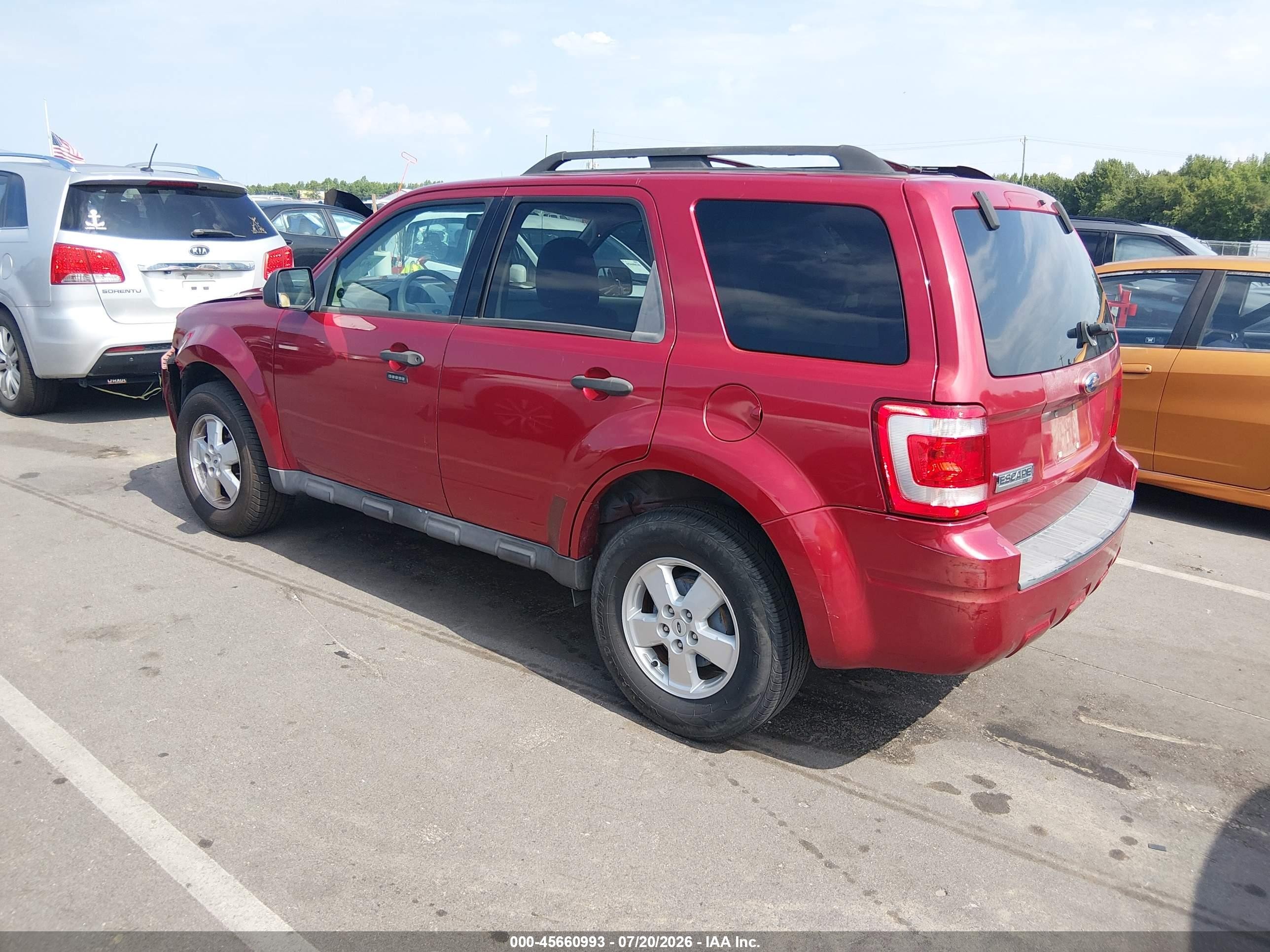 2009 Ford Escape Xlt Red vin: 1FMCU03G39KA52214