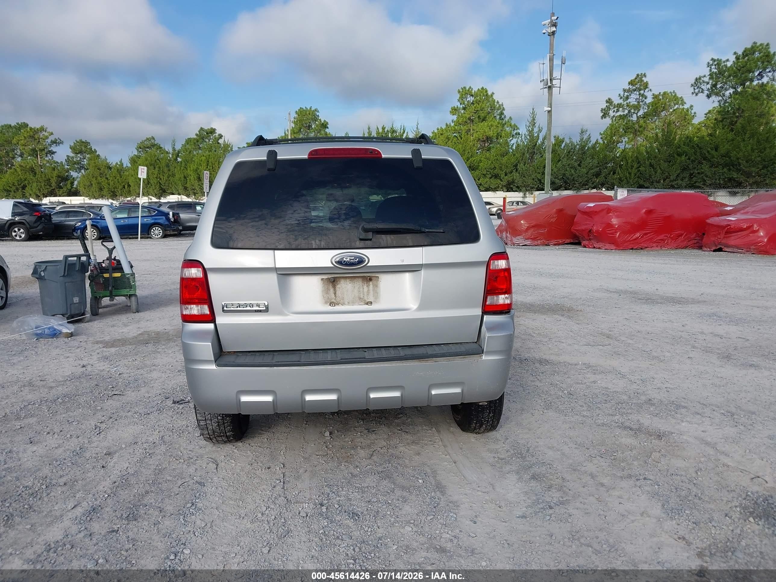 2009 Ford Escape Xlt Silver vin: 1FMCU03G39KA80157