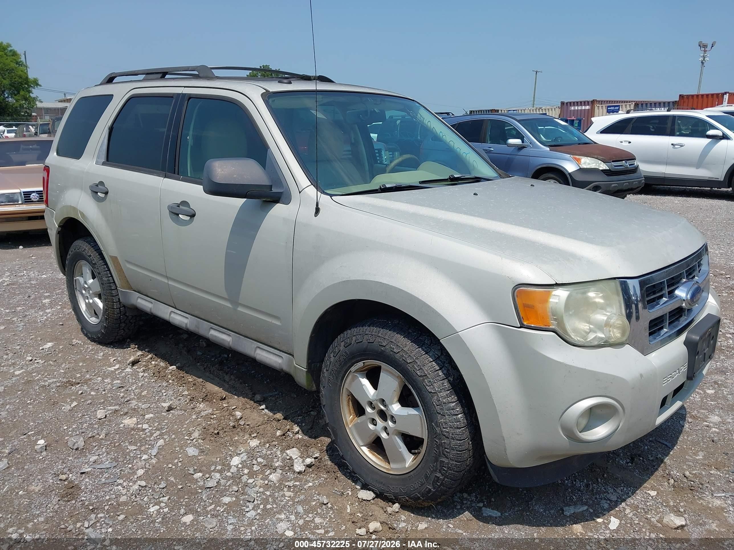 2009 Ford Escape Xlt Золотой vin: 1FMCU03G39KB09396