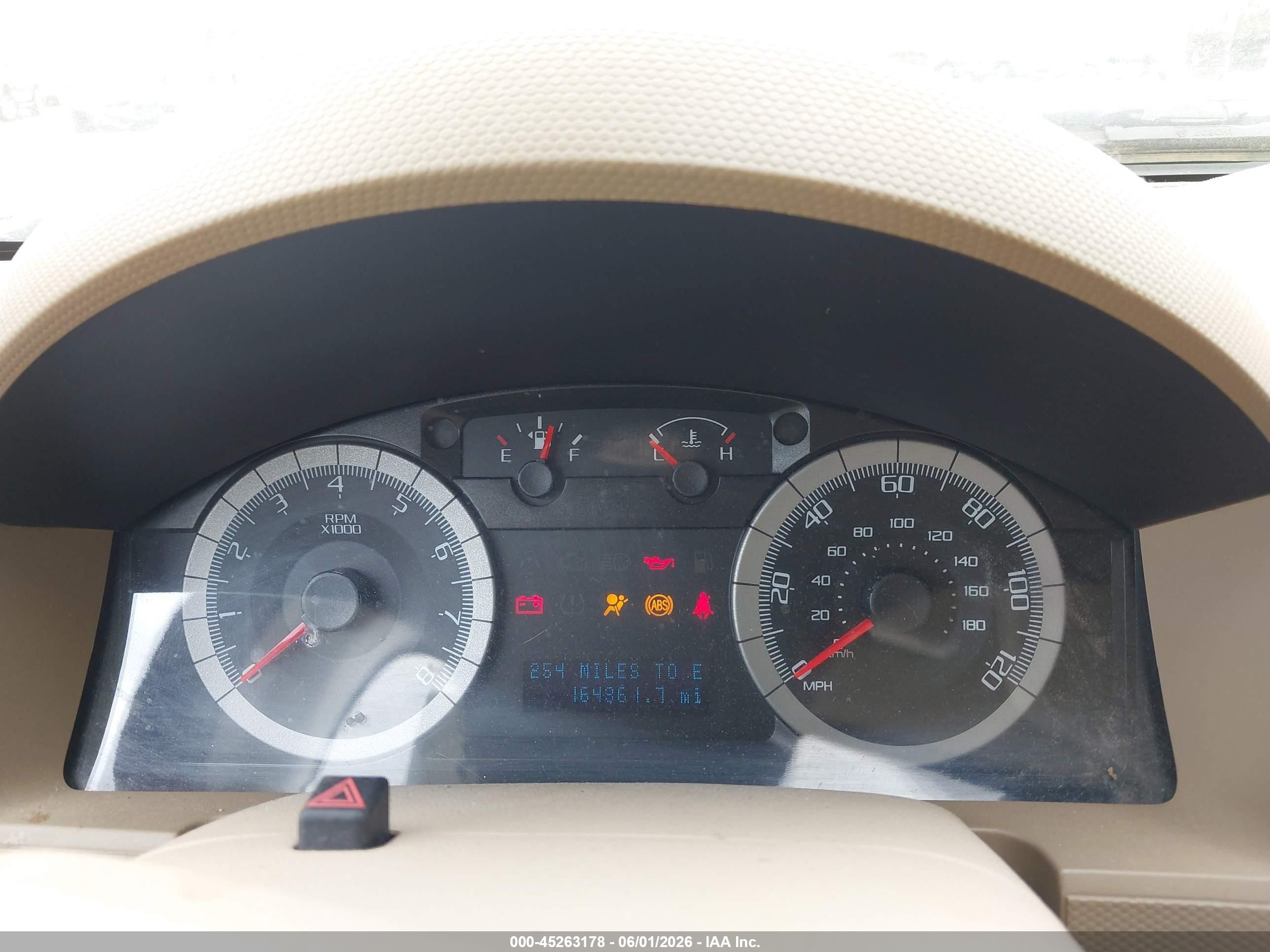 2009 Ford Escape Xlt White vin: 1FMCU03G39KB63779