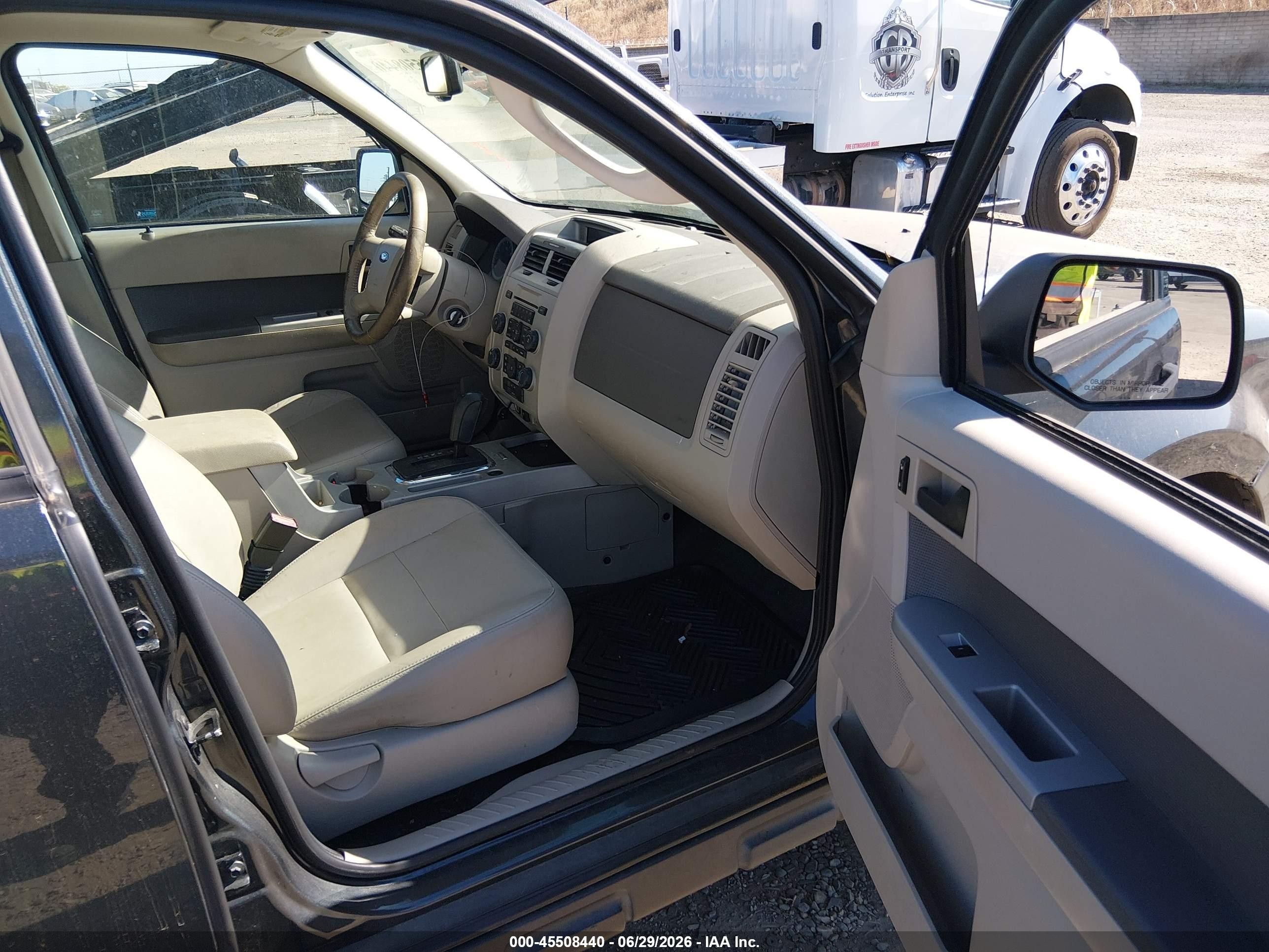 2009 Ford Escape Xlt Gray vin: 1FMCU03G39KD05015