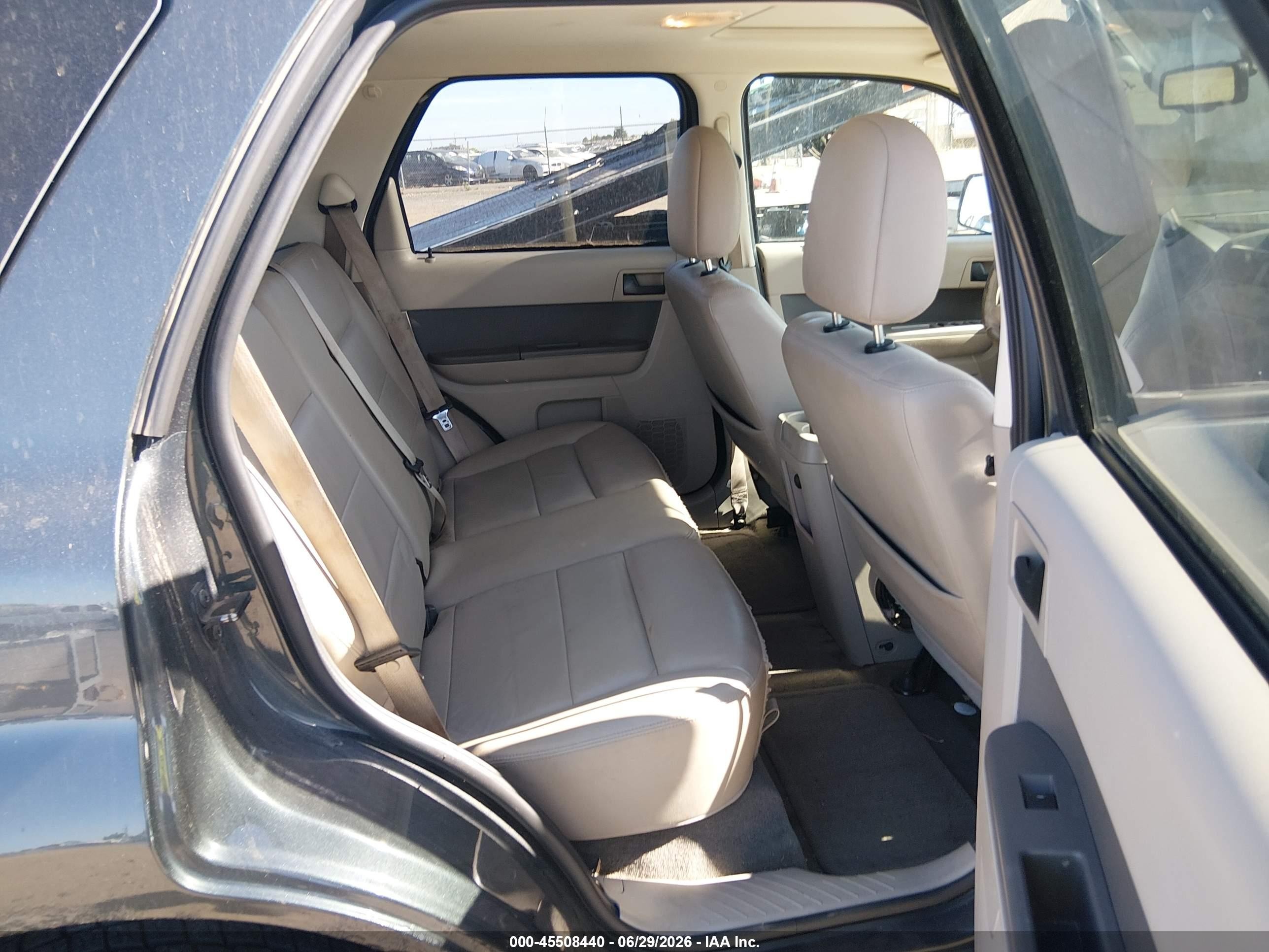2009 Ford Escape Xlt Gray vin: 1FMCU03G39KD05015