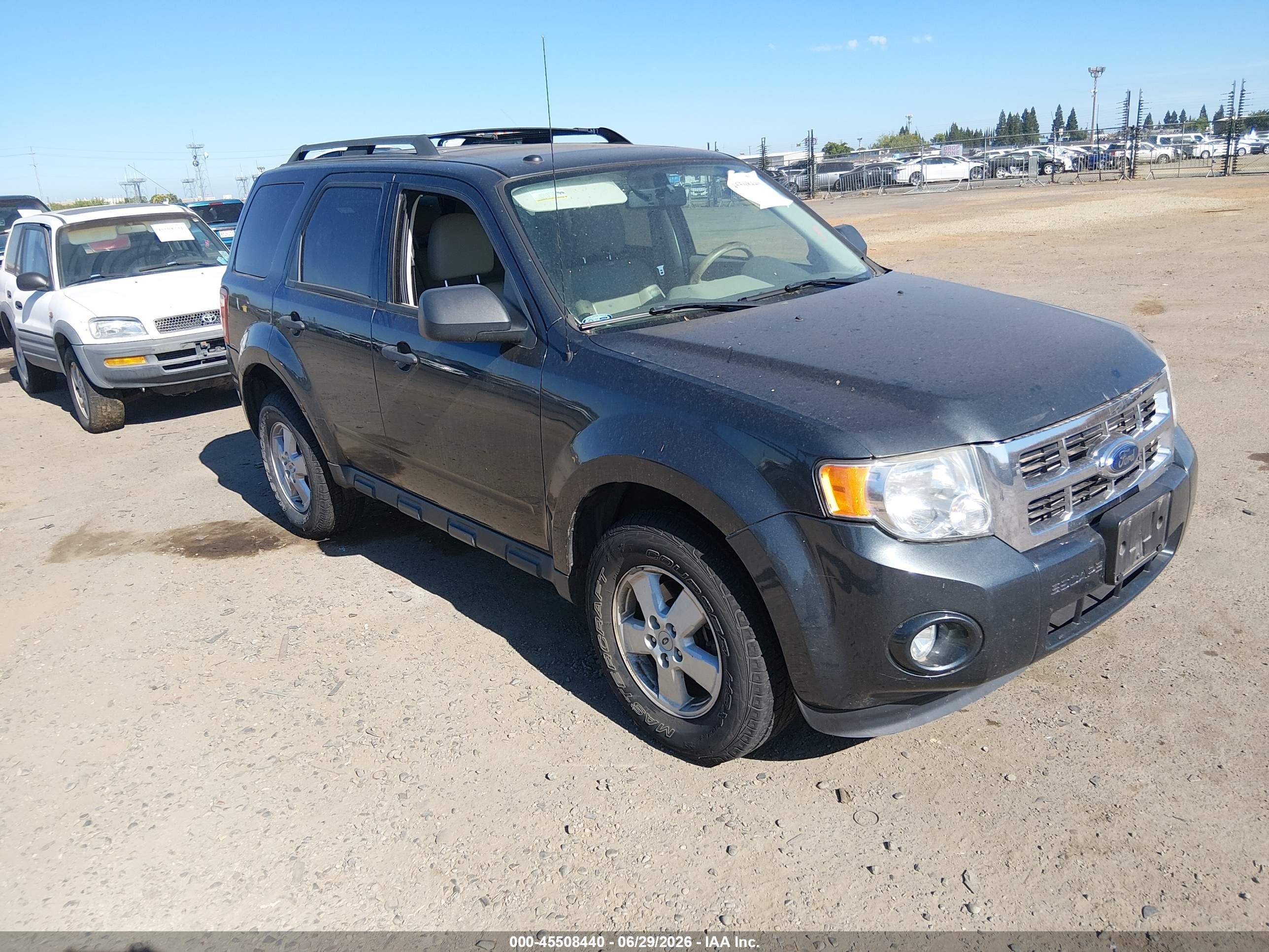 2009 Ford Escape Xlt Gray vin: 1FMCU03G39KD05015