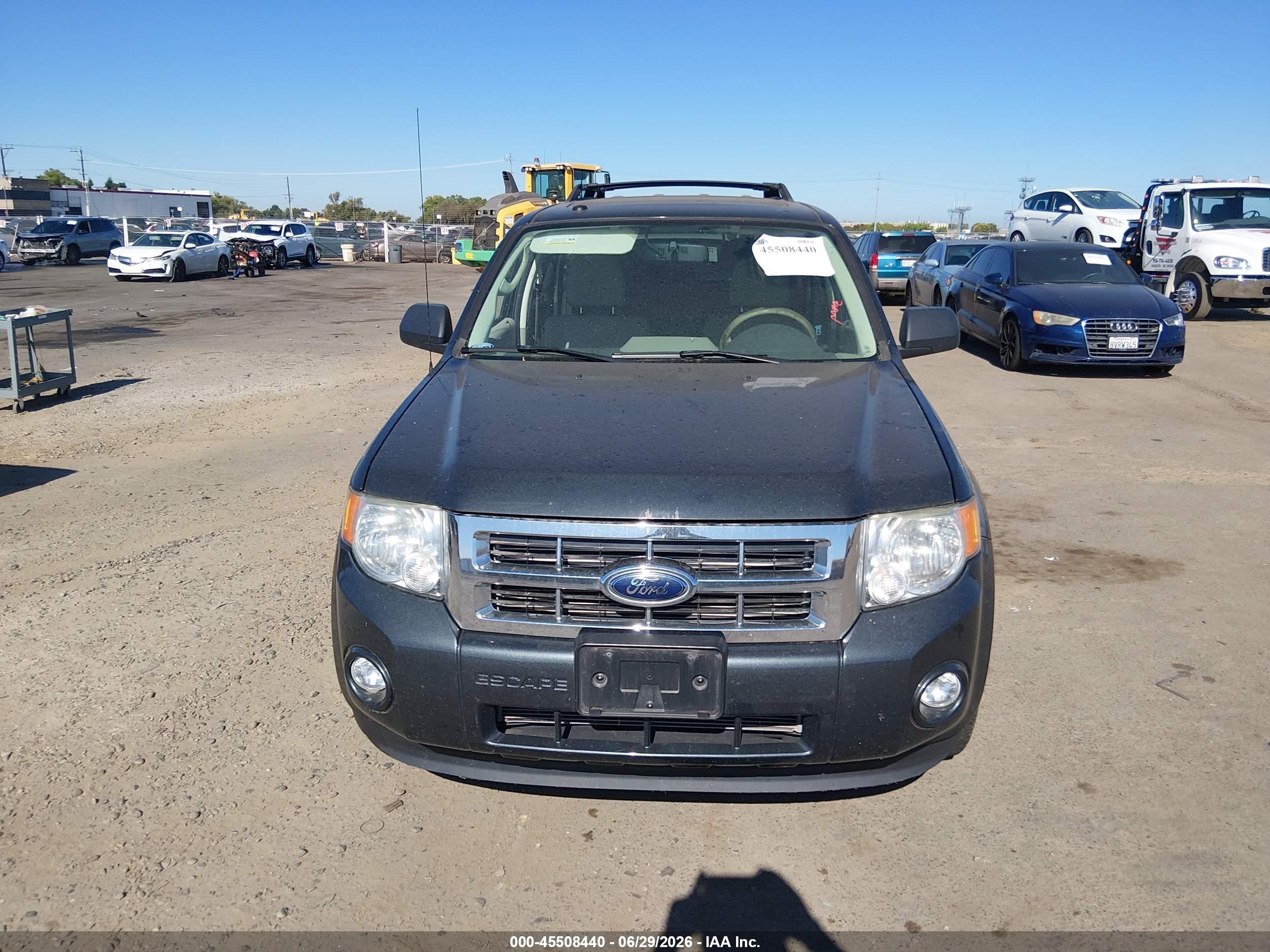 2009 Ford Escape Xlt Gray vin: 1FMCU03G39KD05015