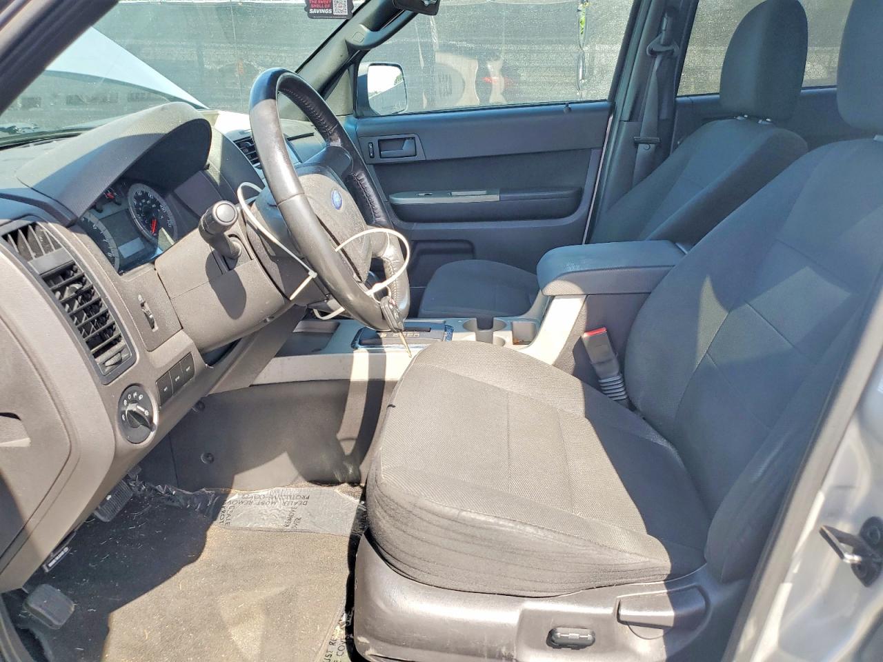 2009 Ford Escape Xlt Silver vin: 1FMCU03G49KA94939