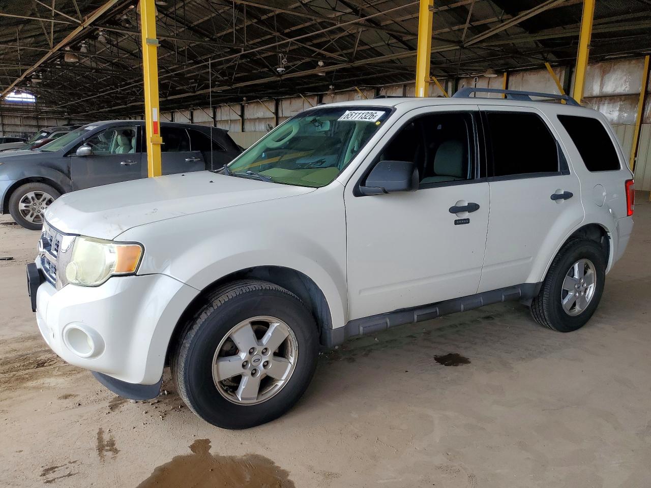 2009 Ford Escape Xlt White vin: 1FMCU03G49KC11130