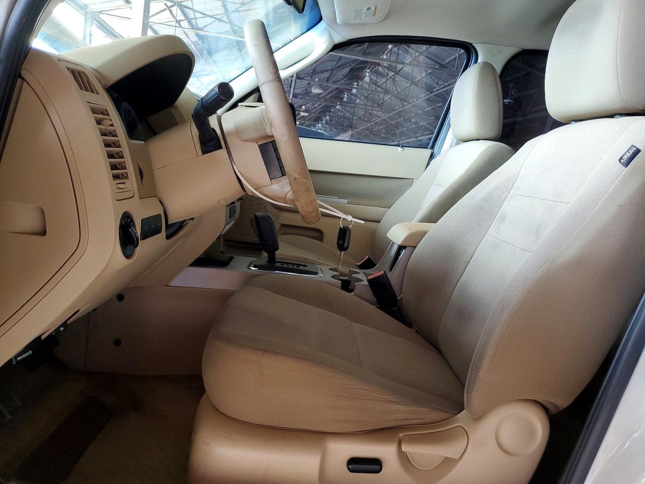 2009 Ford Escape Xlt White vin: 1FMCU03G49KC11130