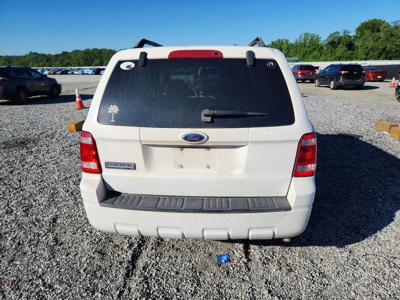2009 Ford Escape Xlt Белый vin: 1FMCU03G49KC39221