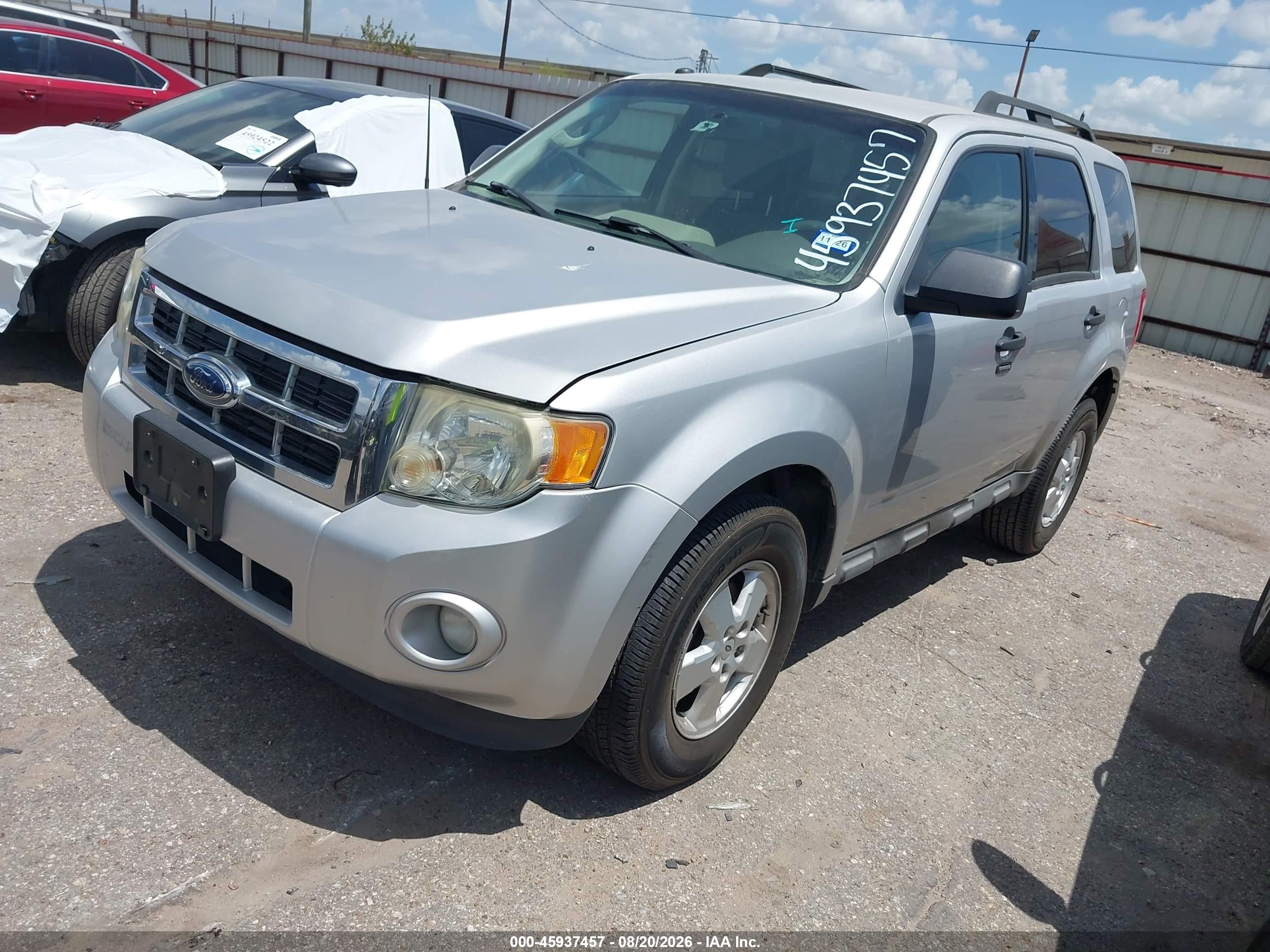 2009 Ford Escape Xlt White vin: 1FMCU03G59KA30618