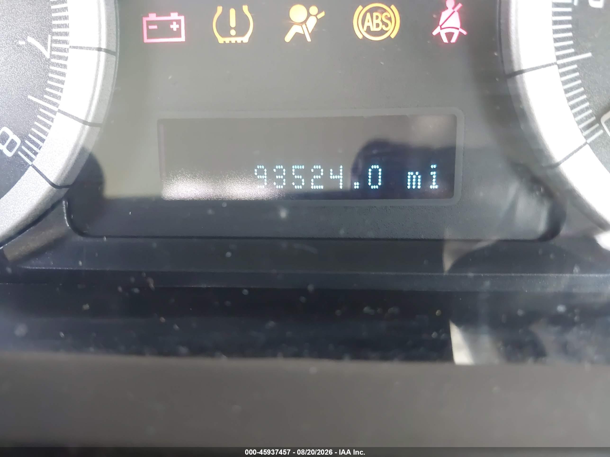 2009 Ford Escape Xlt White vin: 1FMCU03G59KA30618
