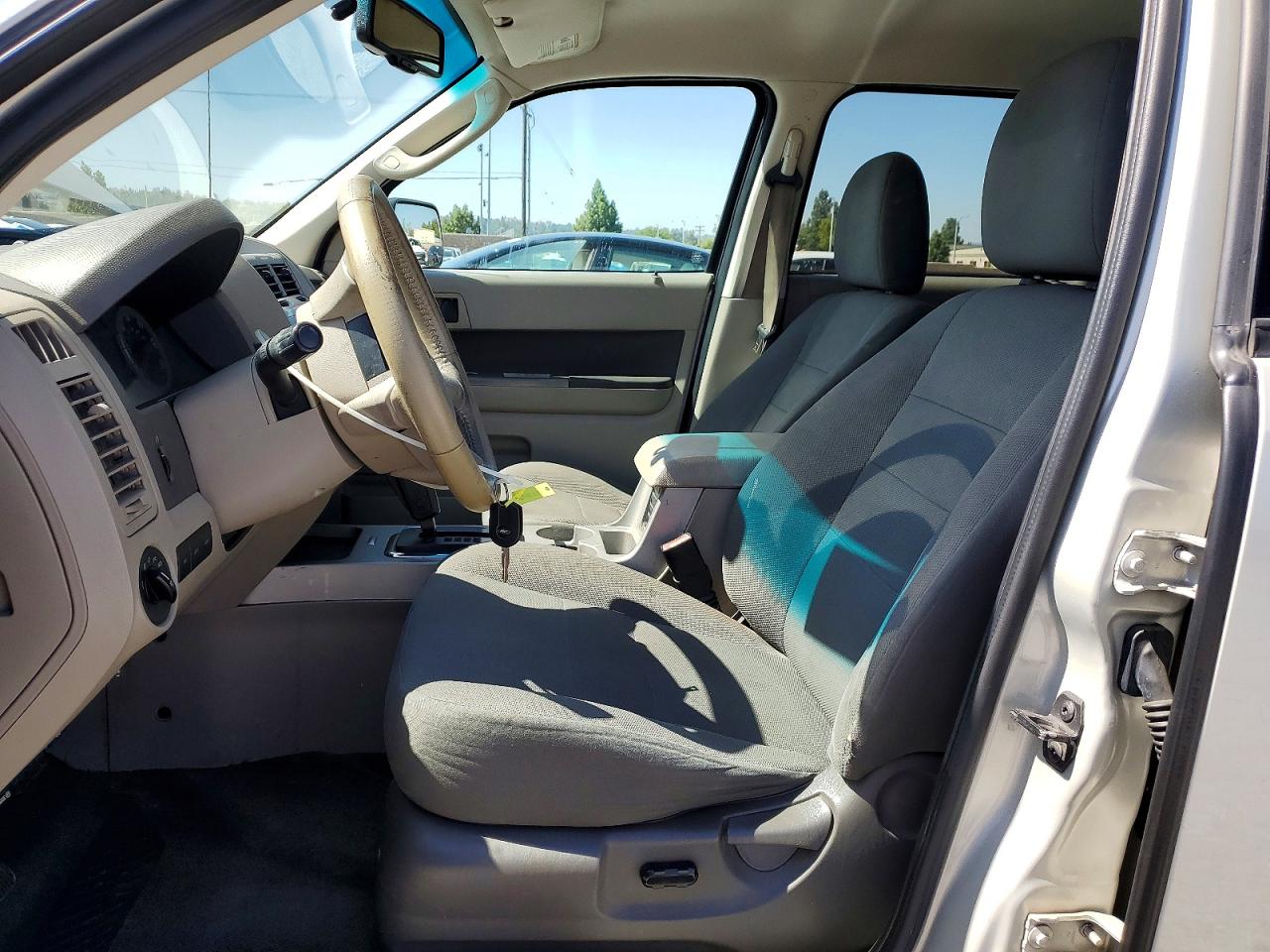 2009 Ford Escape Xlt Gray vin: 1FMCU03G59KA64803