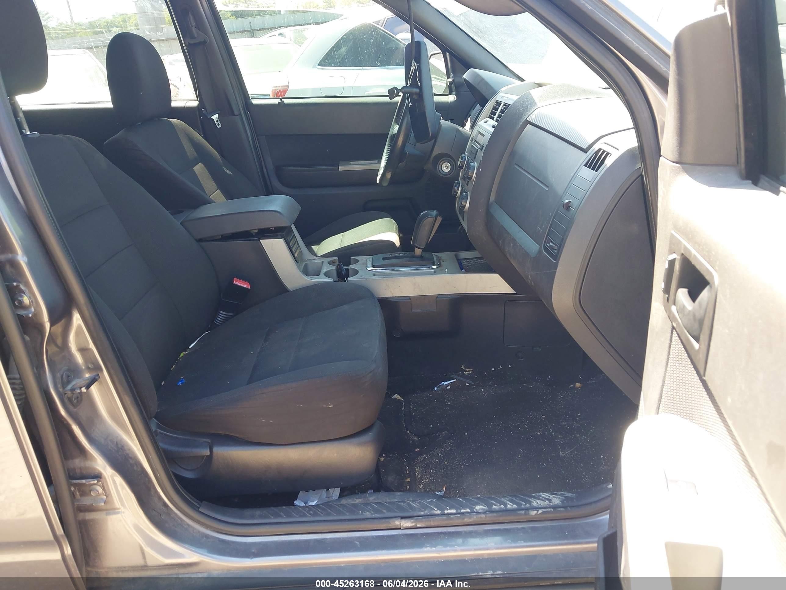 2009 Ford Escape Xlt Gray vin: 1FMCU03G59KC38501