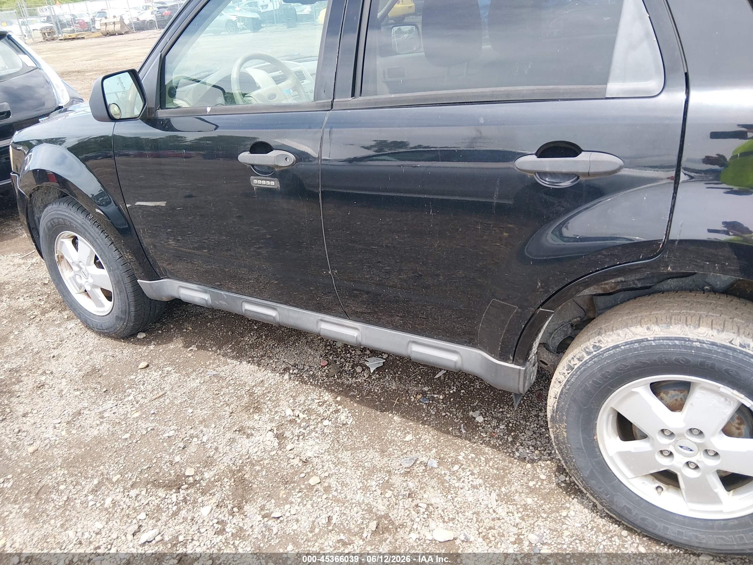 2009 Ford Escape Xlt Black vin: 1FMCU03G69KA33866