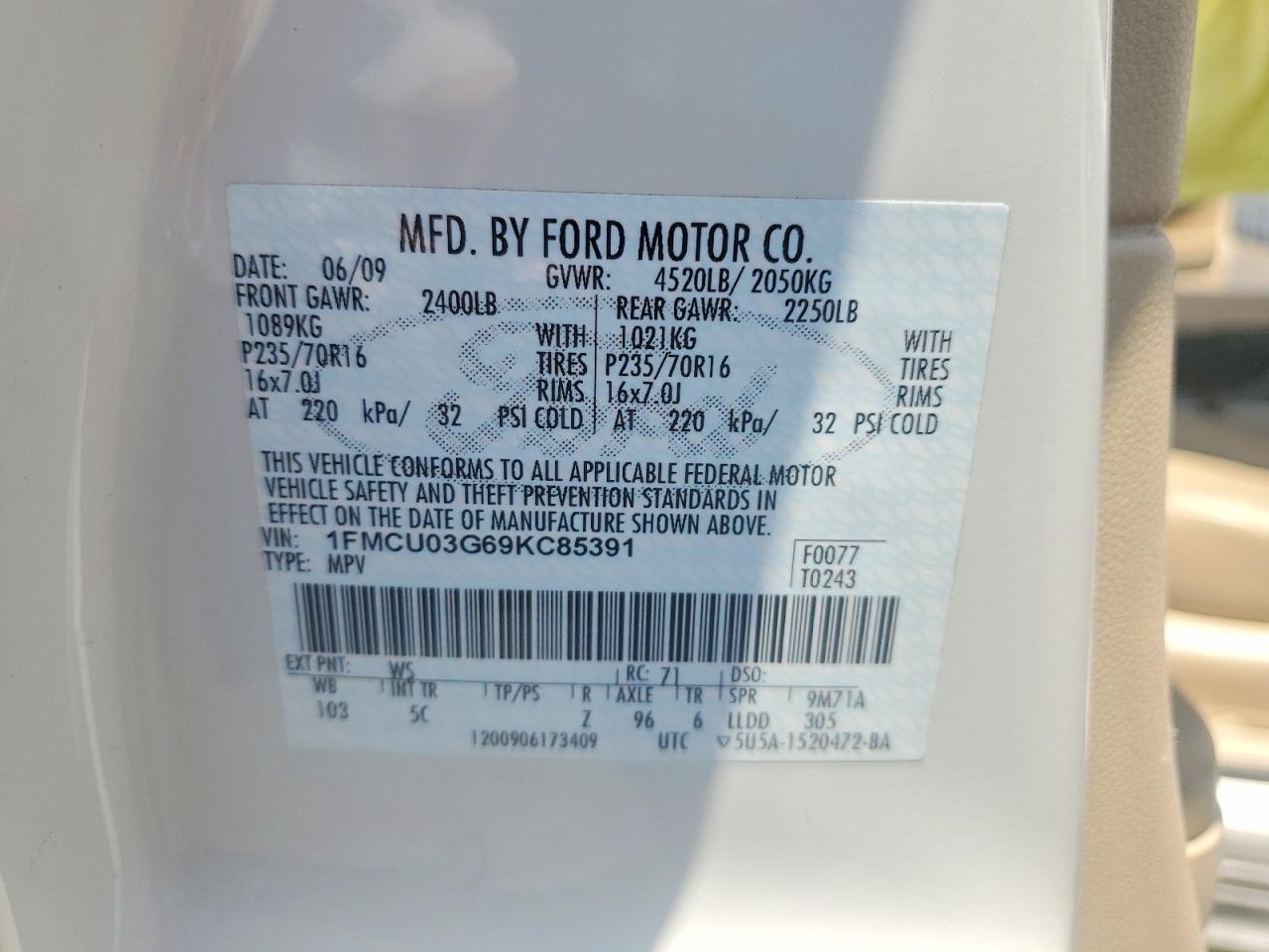 2009 Ford Escape Xlt White vin: 1FMCU03G69KC85391