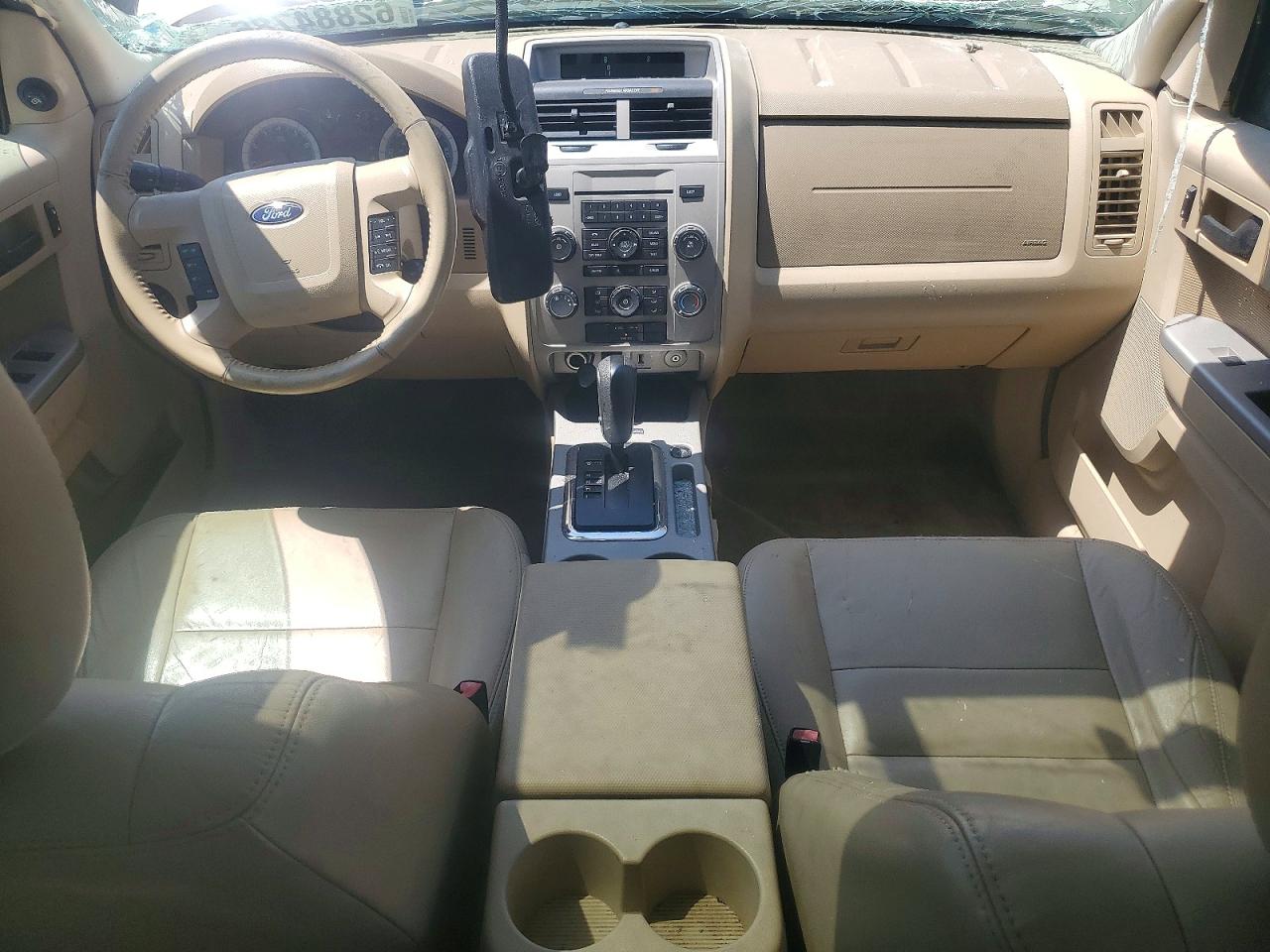 2009 Ford Escape Xlt White vin: 1FMCU03G69KC85391
