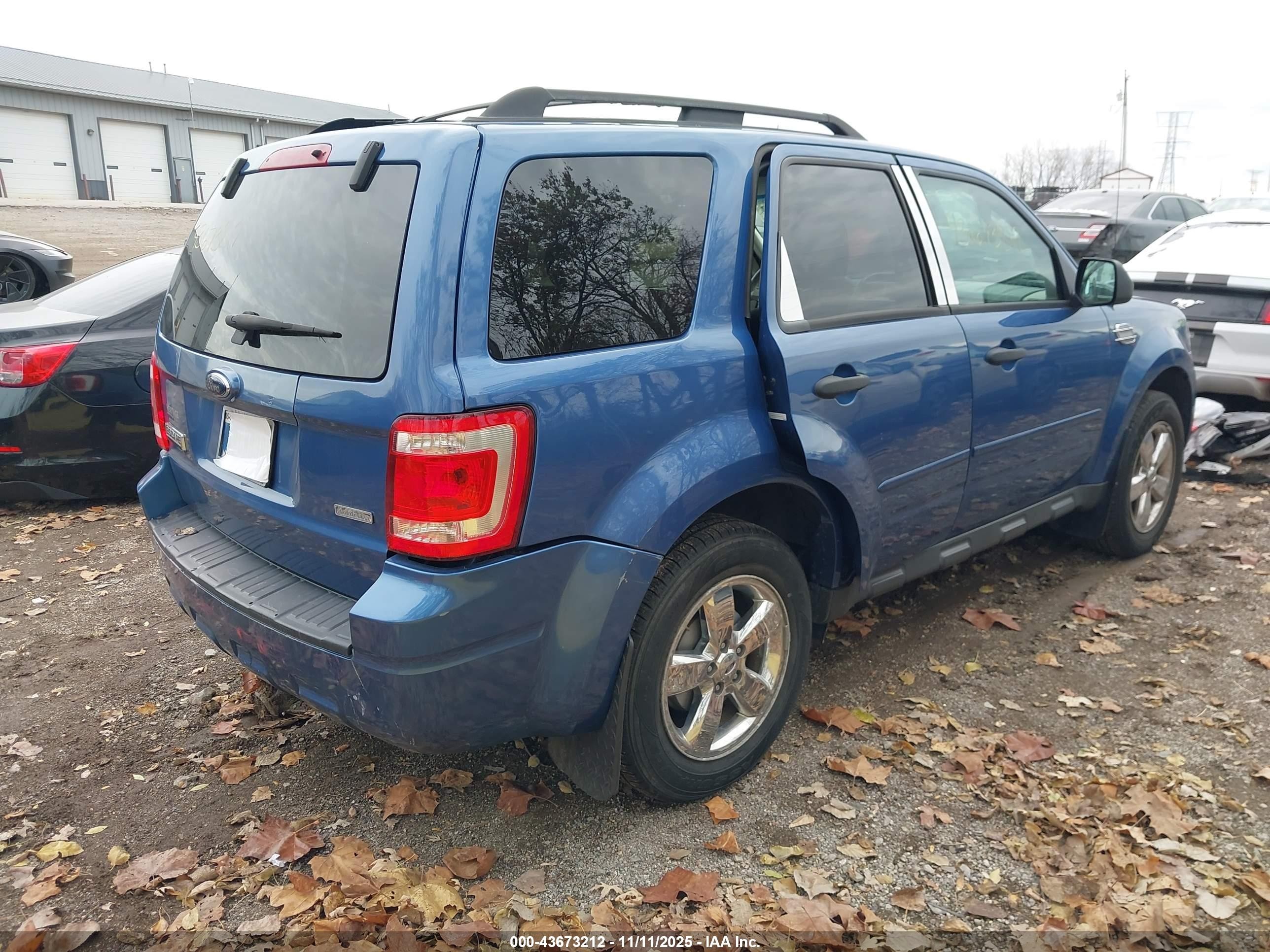 2009 Ford Escape Xlt Blue vin: 1FMCU03G79KA92716