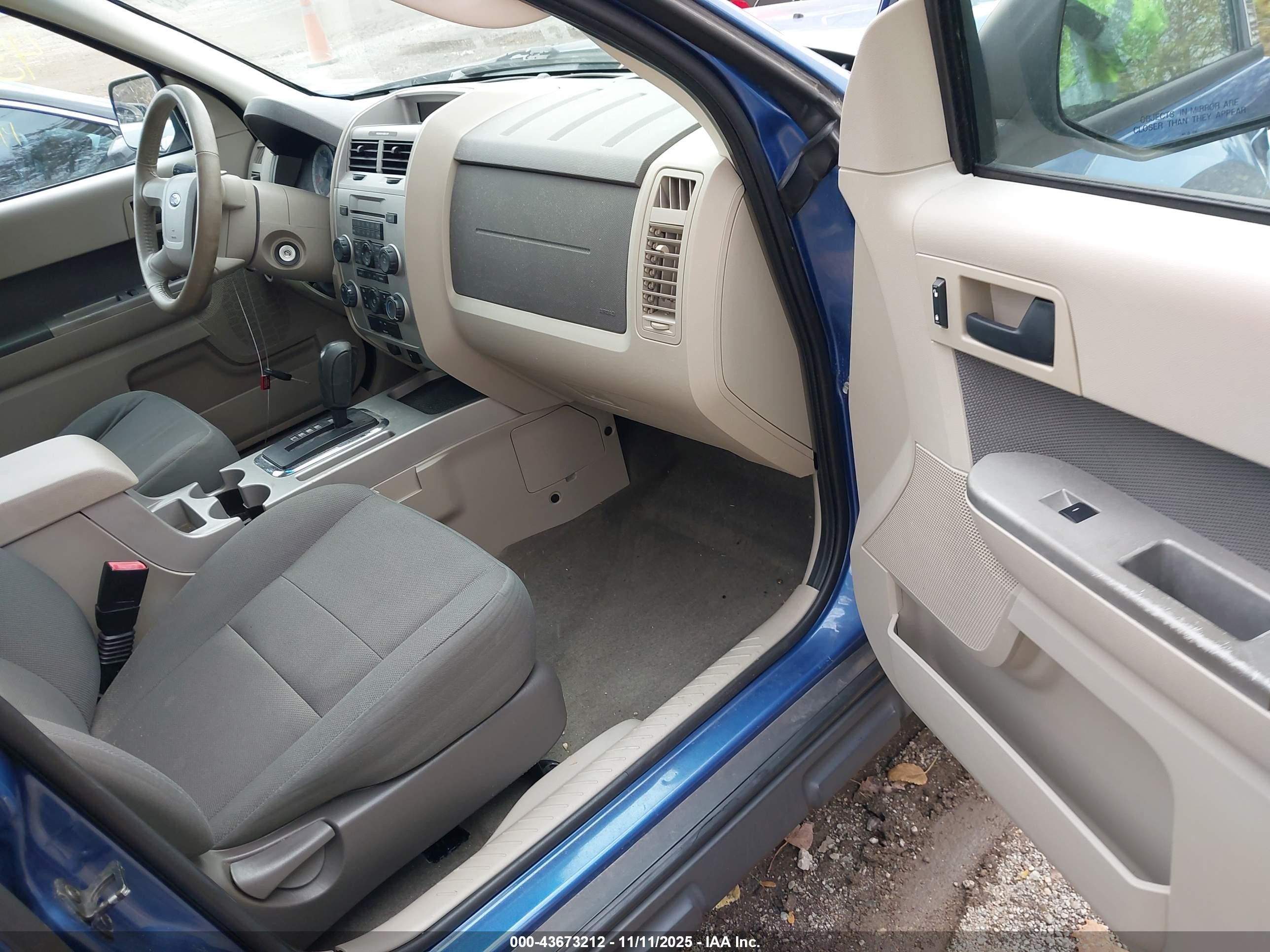 2009 Ford Escape Xlt Blue vin: 1FMCU03G79KA92716