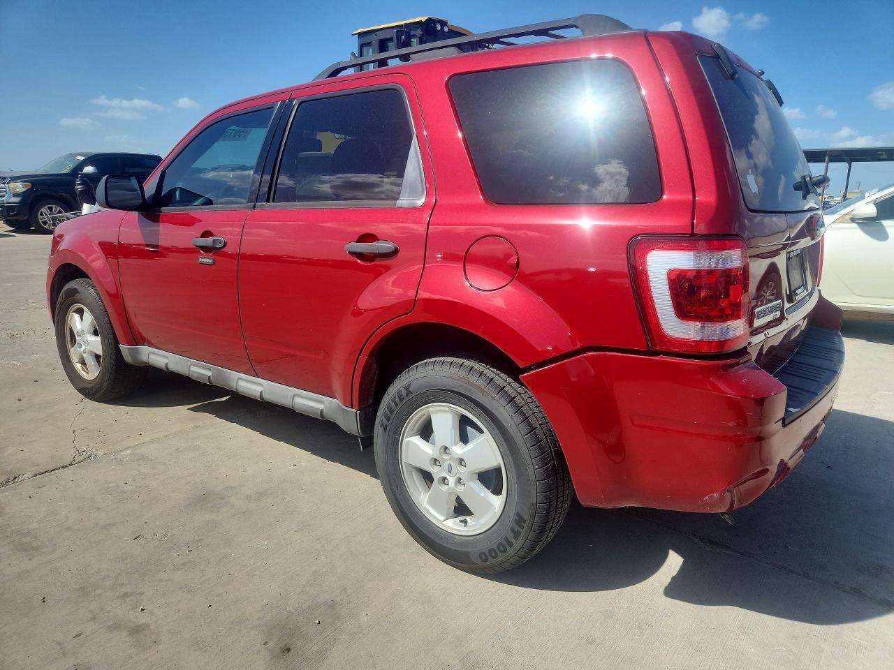2009 Ford Escape Xlt Red vin: 1FMCU03G79KB64613