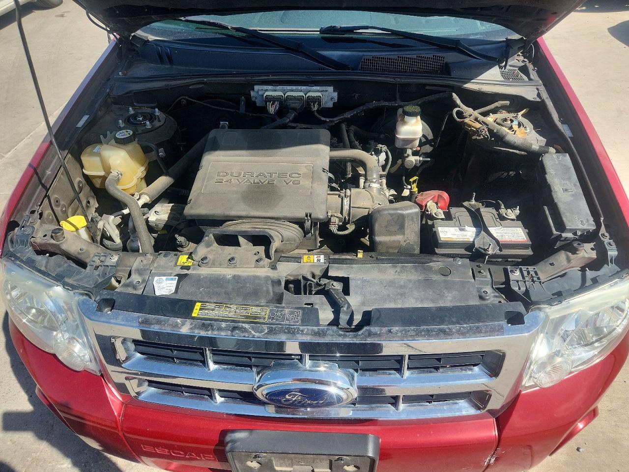 2009 Ford Escape Xlt Red vin: 1FMCU03G79KB64613