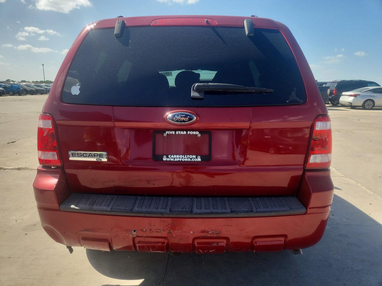 2009 Ford Escape Xlt Red vin: 1FMCU03G79KB64613