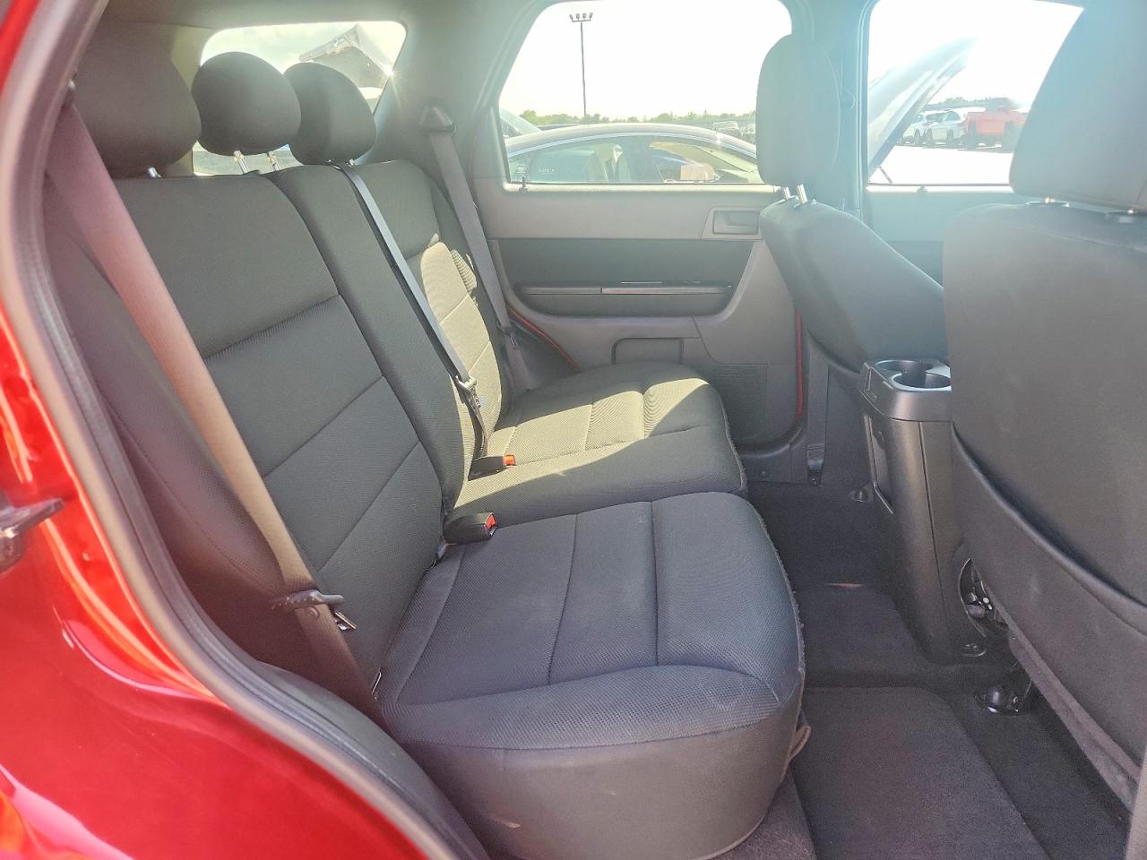 2009 Ford Escape Xlt Red vin: 1FMCU03G79KB64613