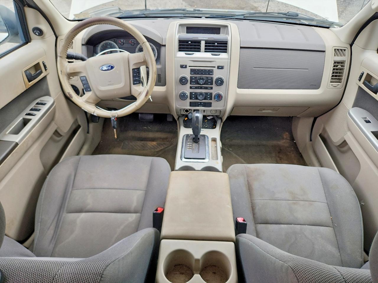 2009 Ford Escape Xlt White vin: 1FMCU03G79KC34692