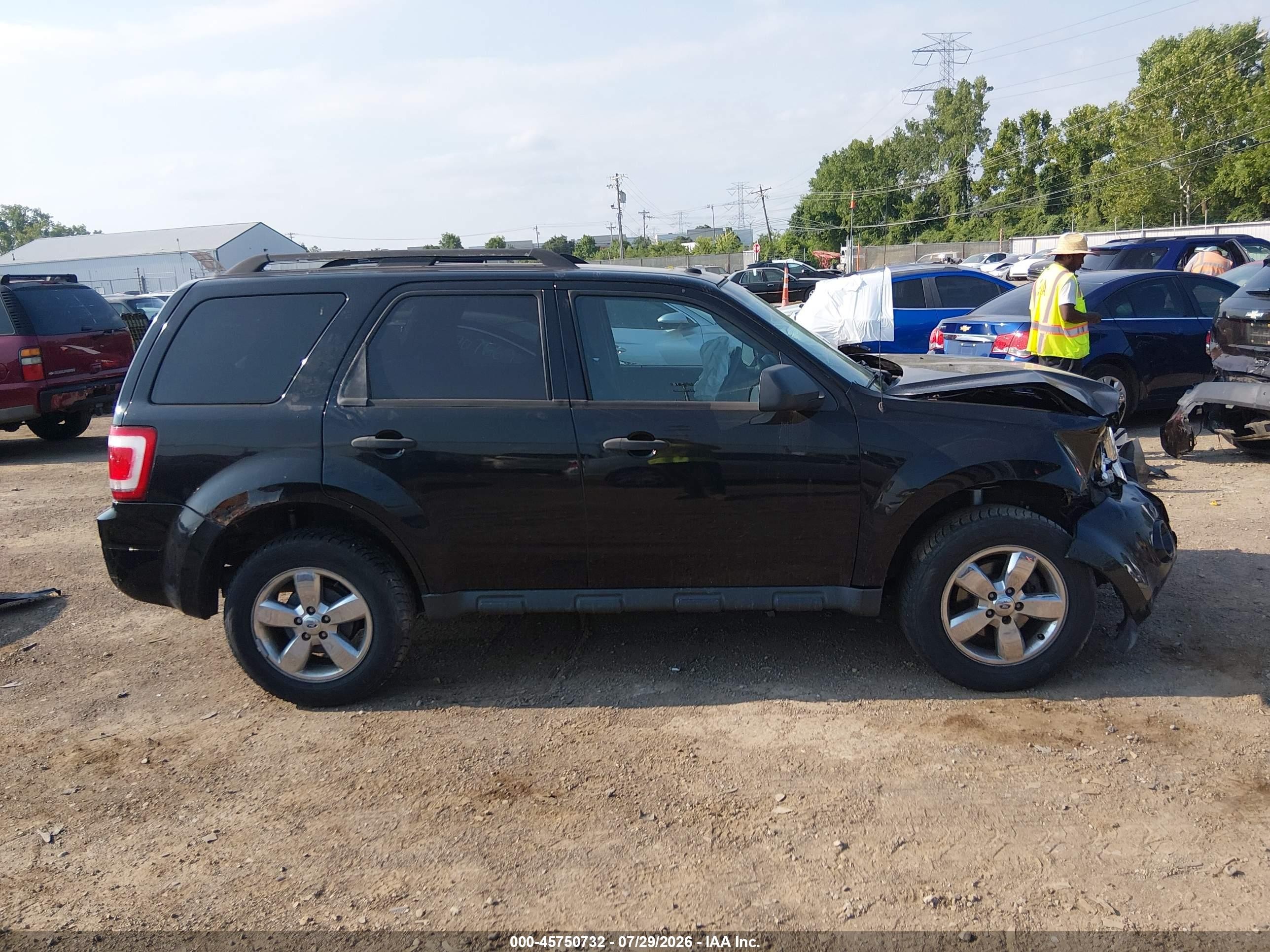 2009 Ford Escape Xlt Black vin: 1FMCU03G89KA15823