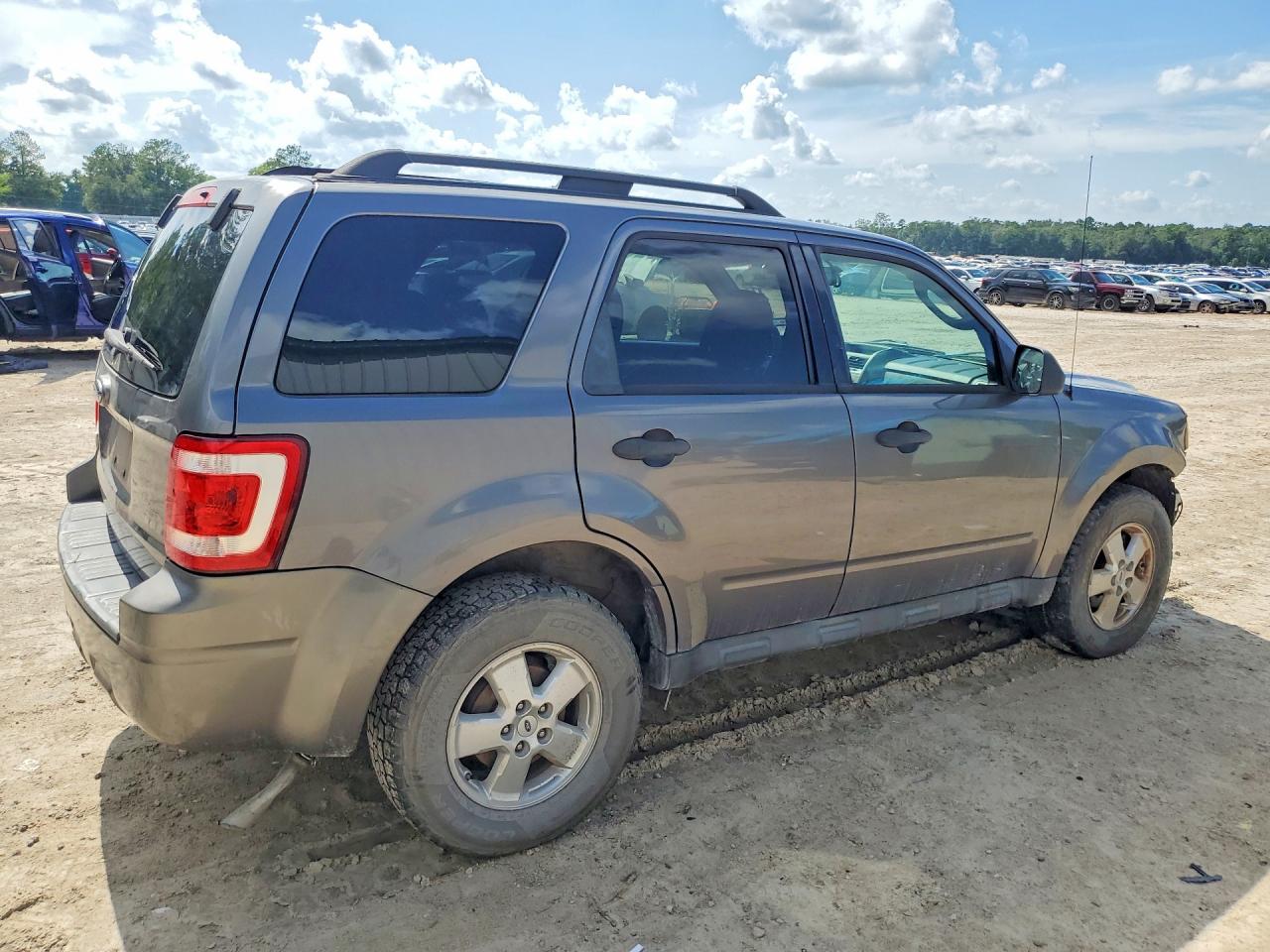 2009 Ford Escape Xlt Gray vin: 1FMCU03G99KA12414