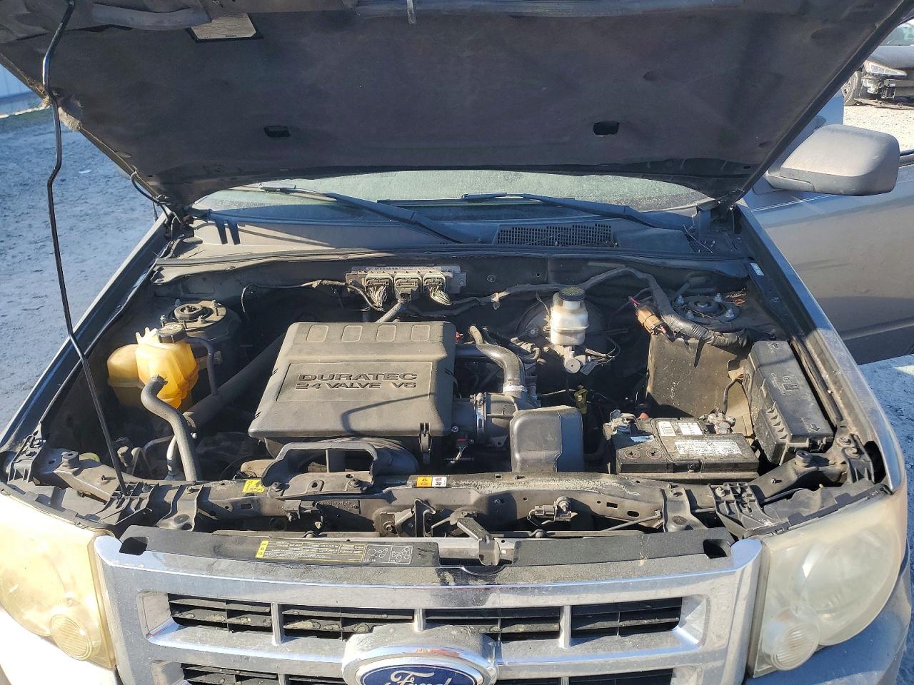 2009 Ford Escape Xlt Gray vin: 1FMCU03G99KA63847