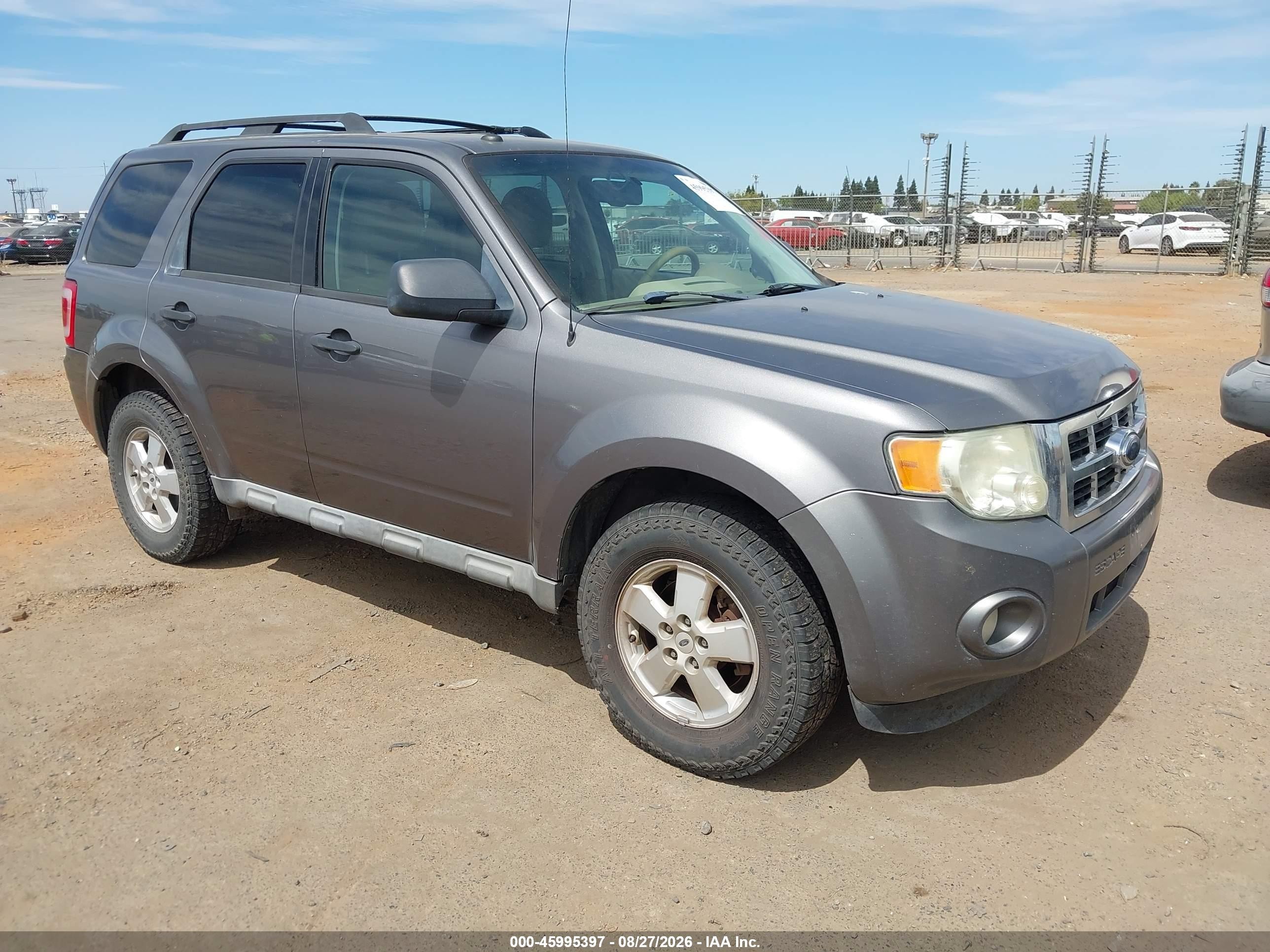 2009 Ford Escape Xlt Gray vin: 1FMCU03G99KB70123