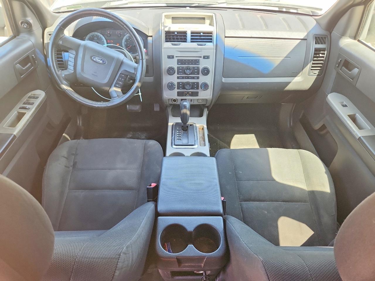 2009 Ford Escape Xlt Black vin: 1FMCU03GX9KA62660