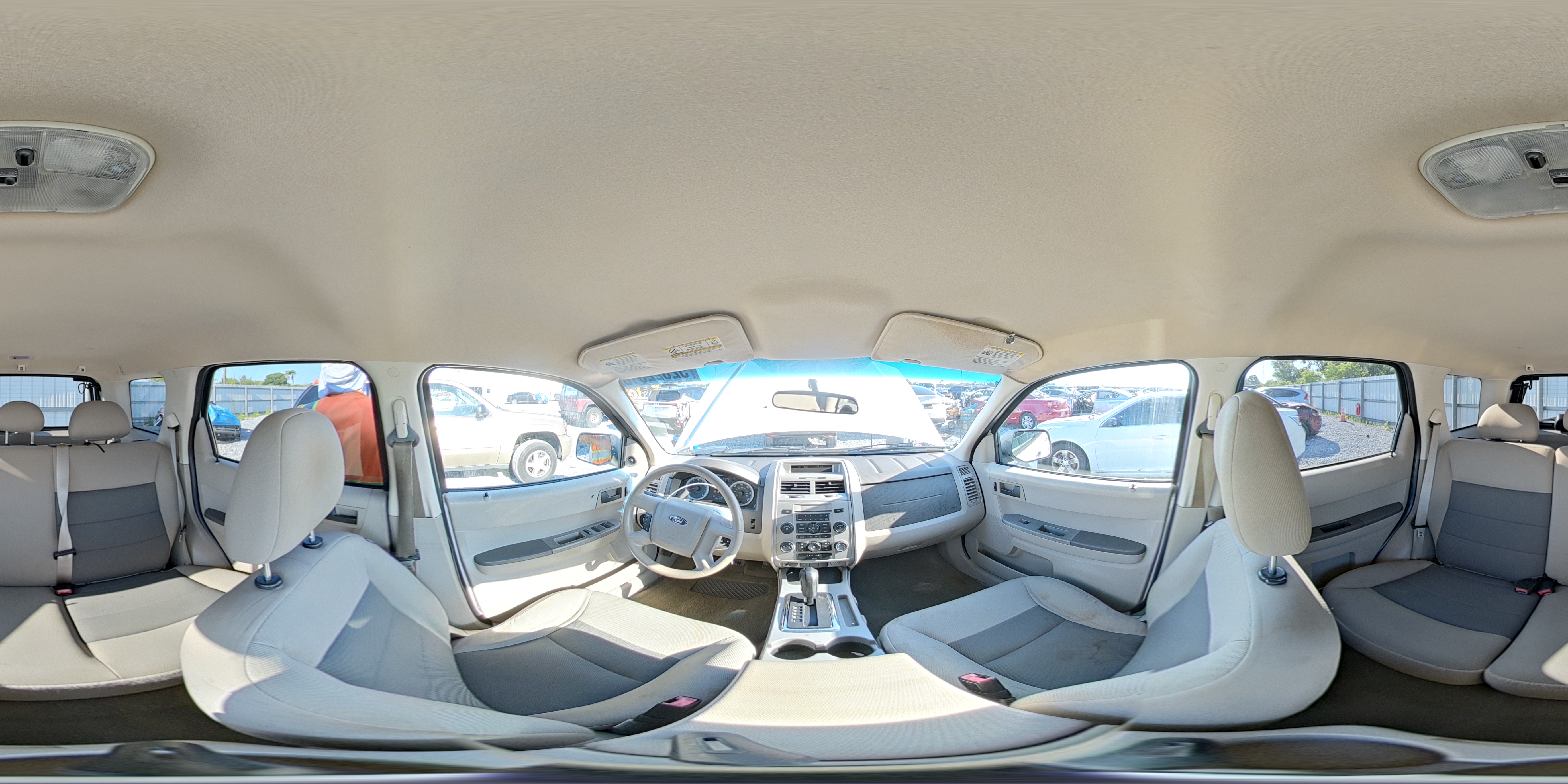 2008 Ford Escape Xlt White vin: 1FMCU03Z08KB01286