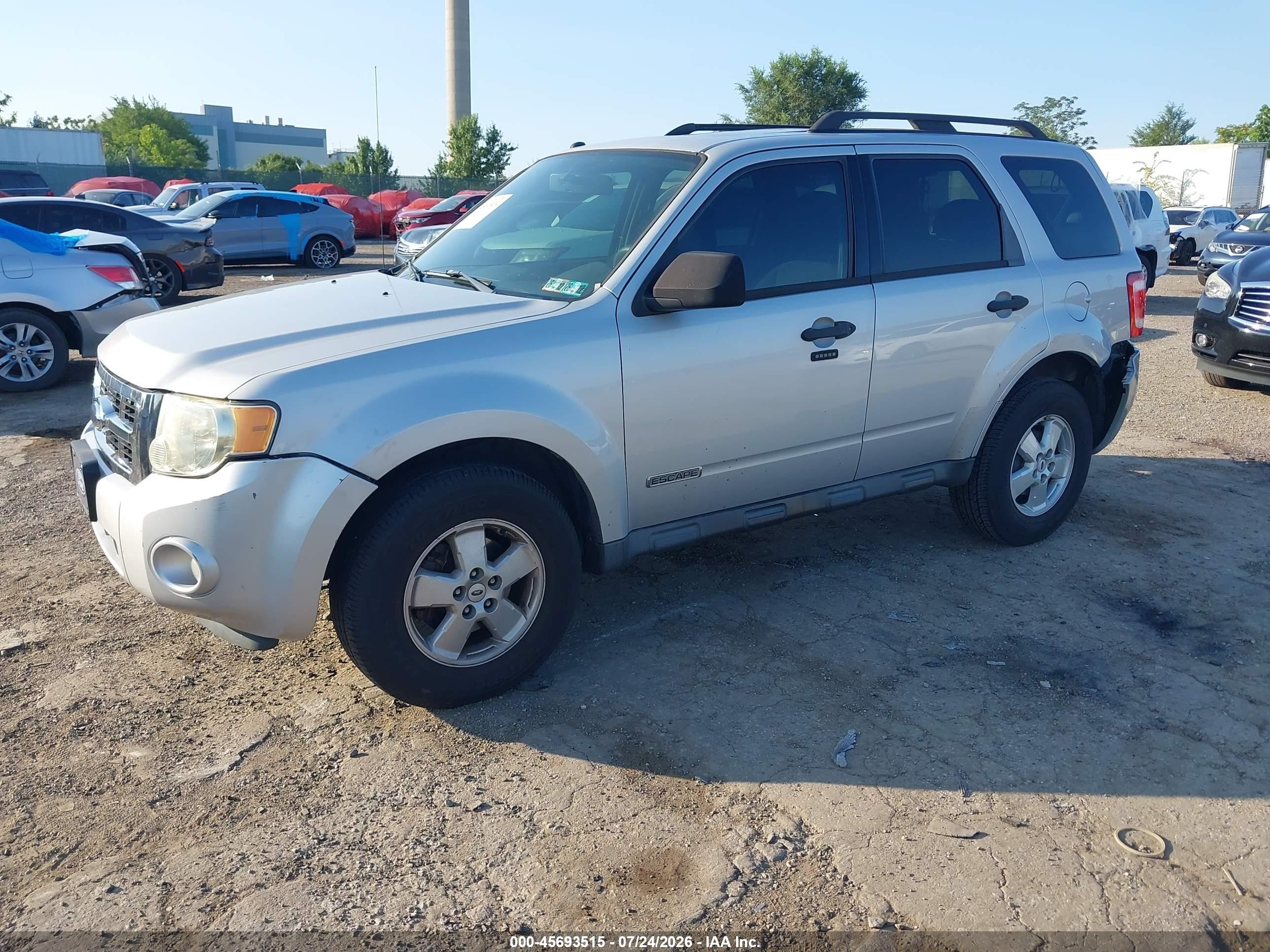 2008 Ford Escape Xlt Silver vin: 1FMCU03Z08KE65868