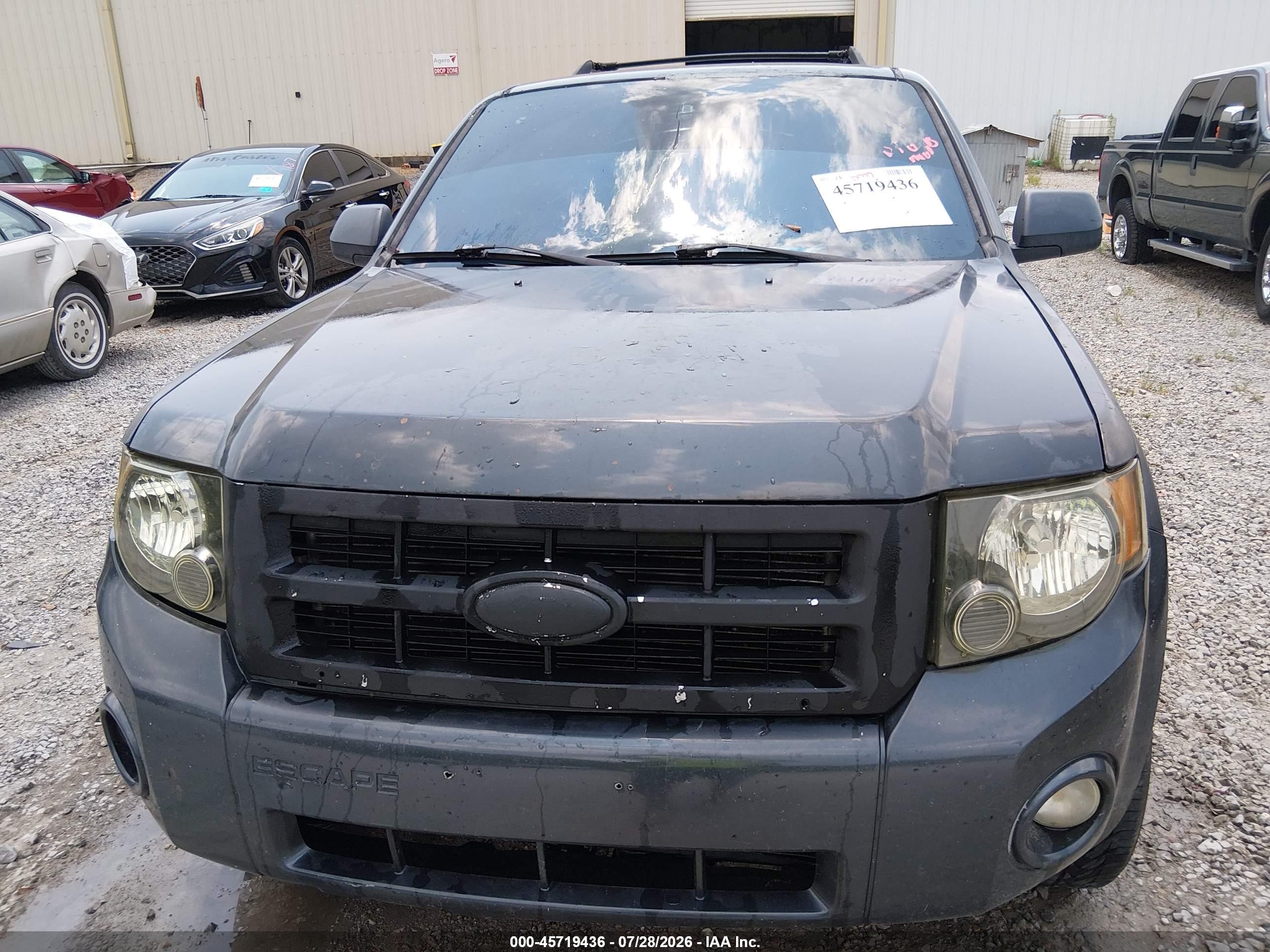 2008 Ford Escape Xlt Black vin: 1FMCU03Z18KC68370