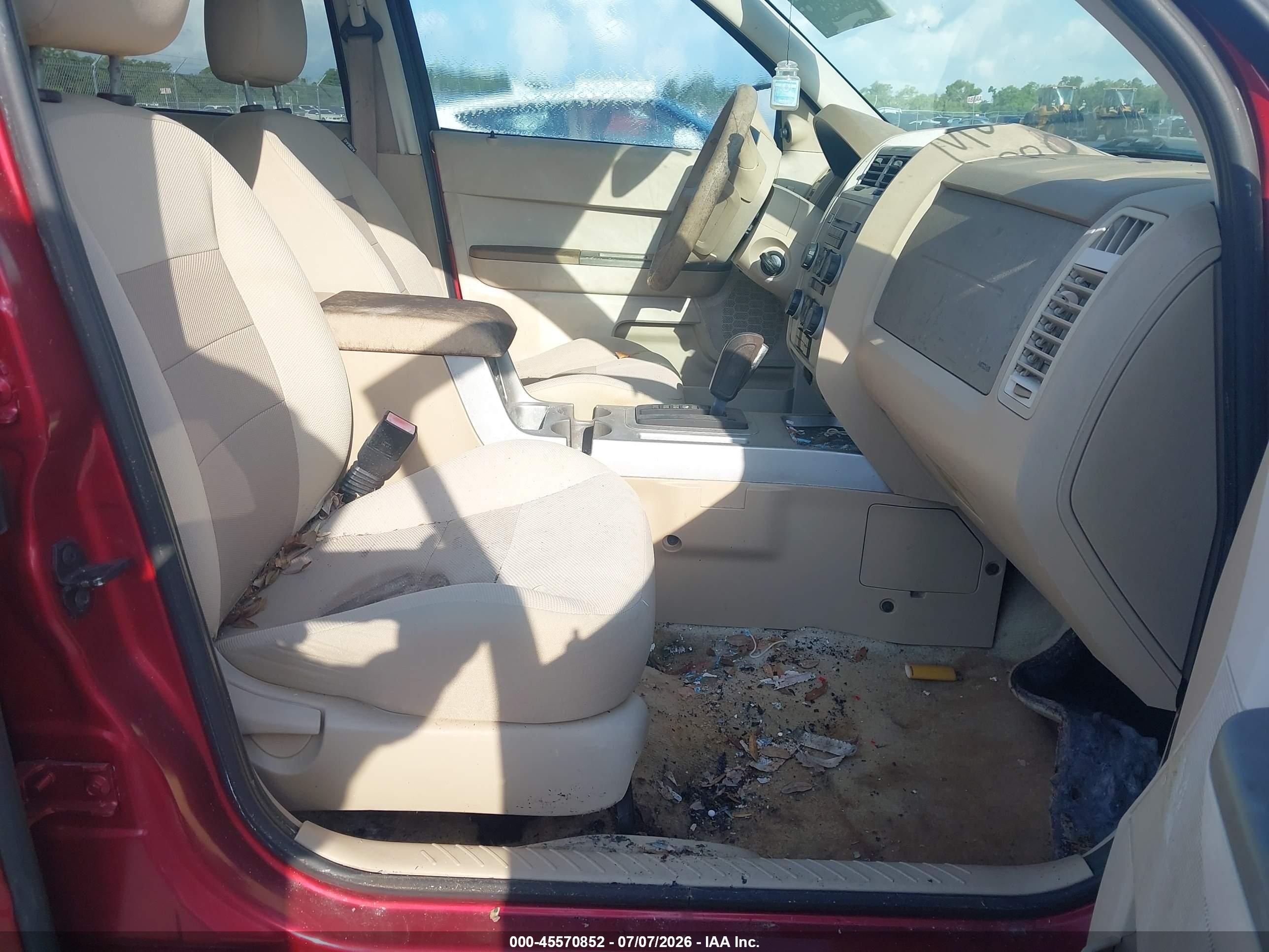 2008 Ford Escape Xlt Красный vin: 1FMCU03Z18KD42080