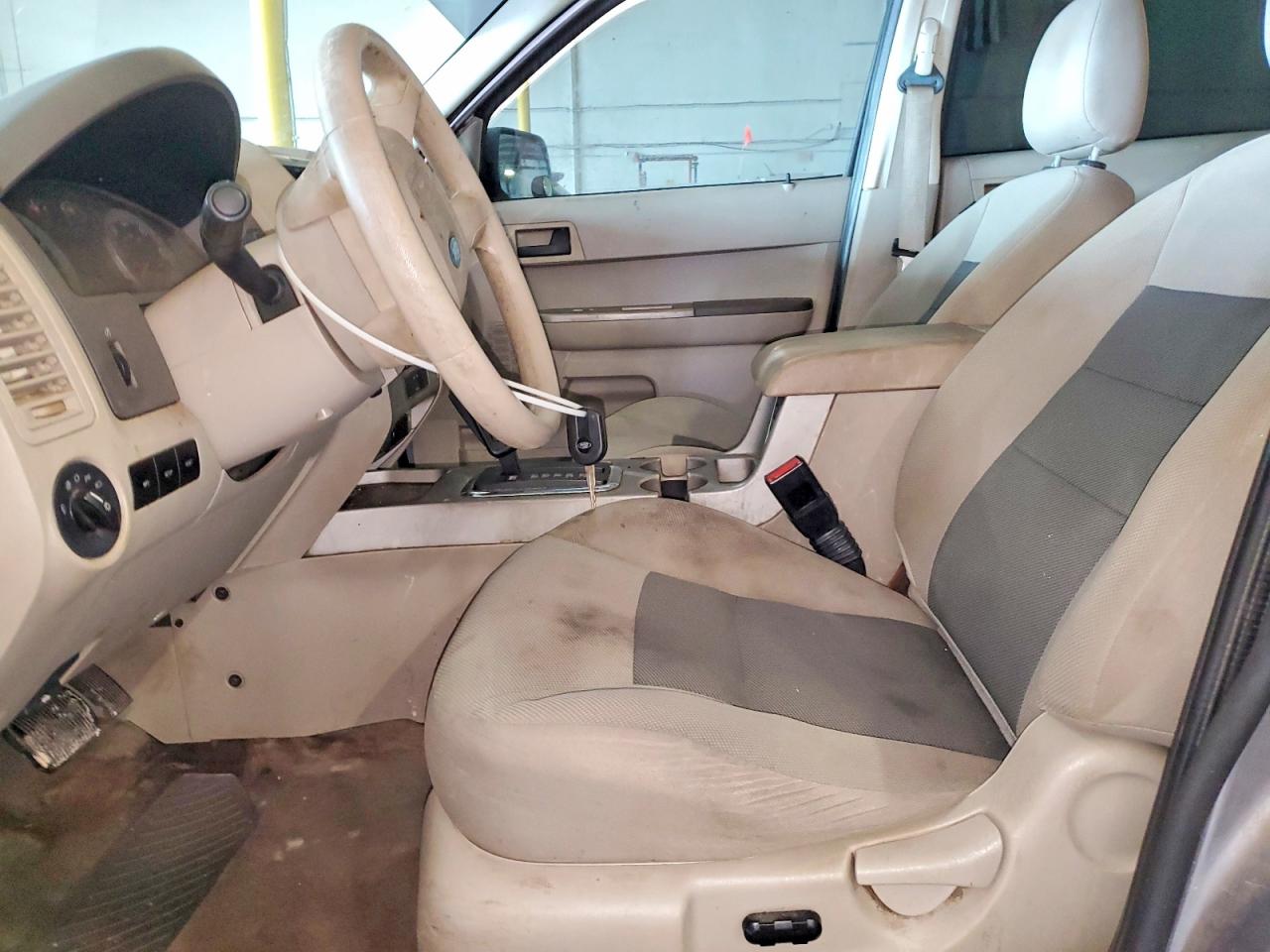 2008 Ford Escape Xlt Серый vin: 1FMCU03Z18KE00981