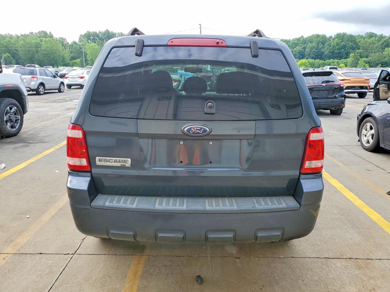 2008 Ford Escape Xlt Gray vin: 1FMCU03Z28KC09277