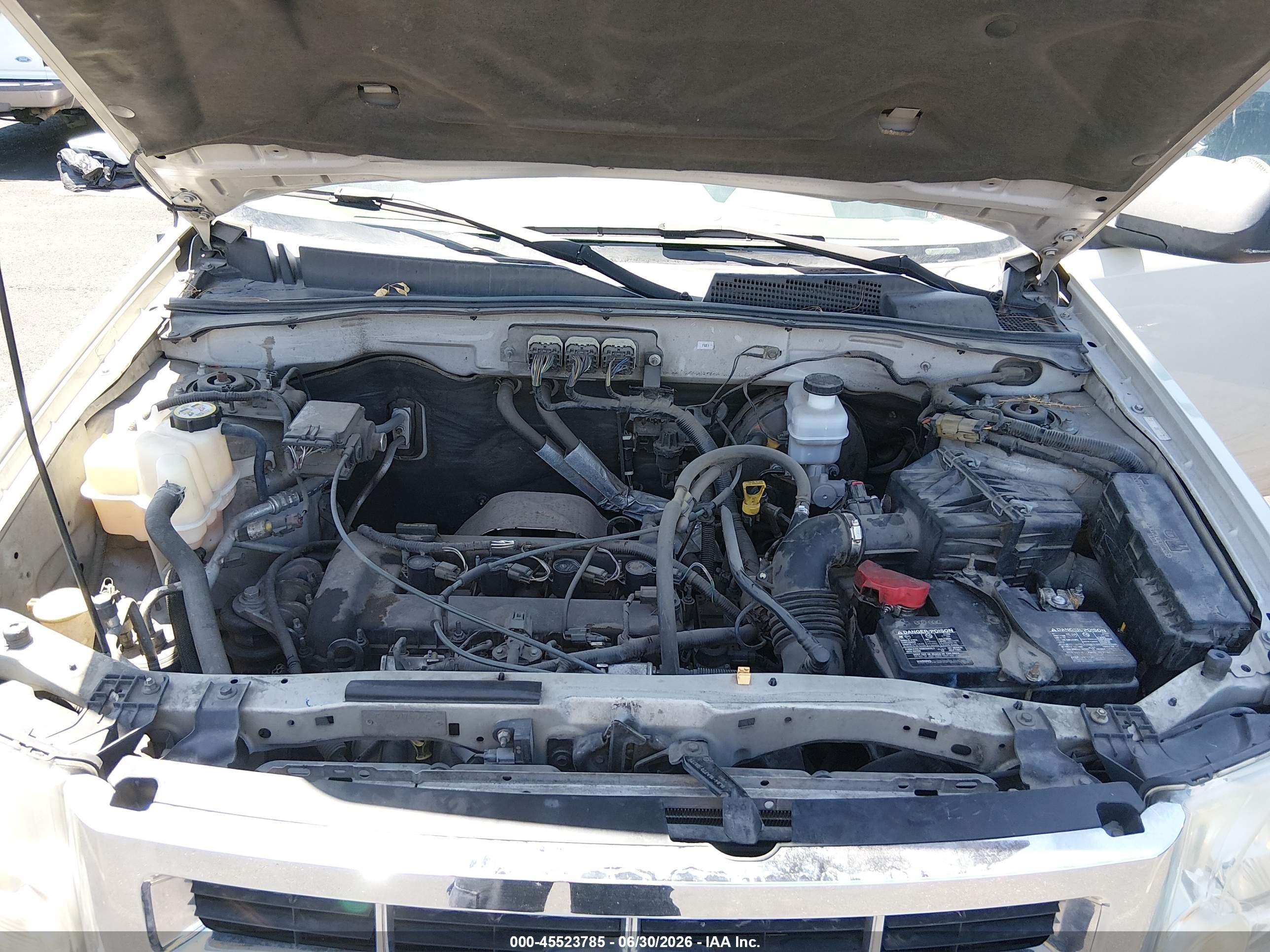 2008 Ford Escape Xlt Tan vin: 1FMCU03Z28KC16701