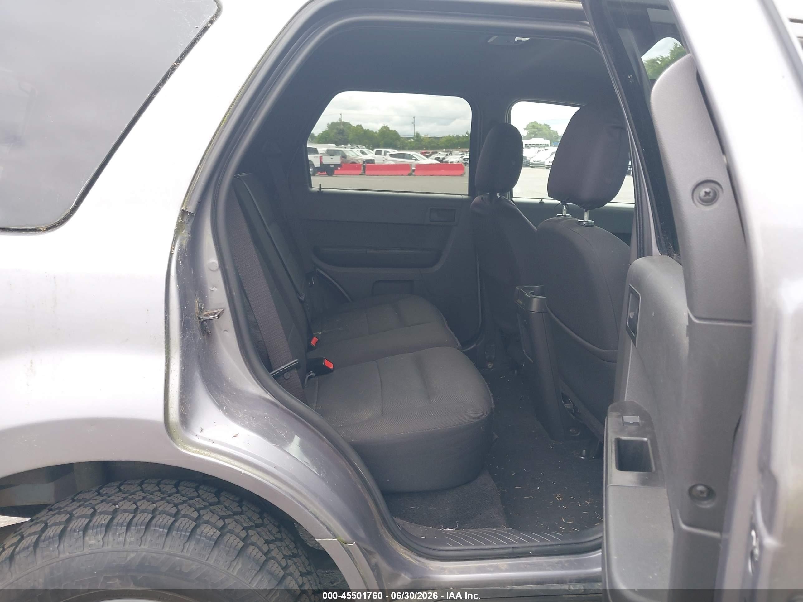 2008 Ford Escape Xlt Gray vin: 1FMCU03Z28KE62079